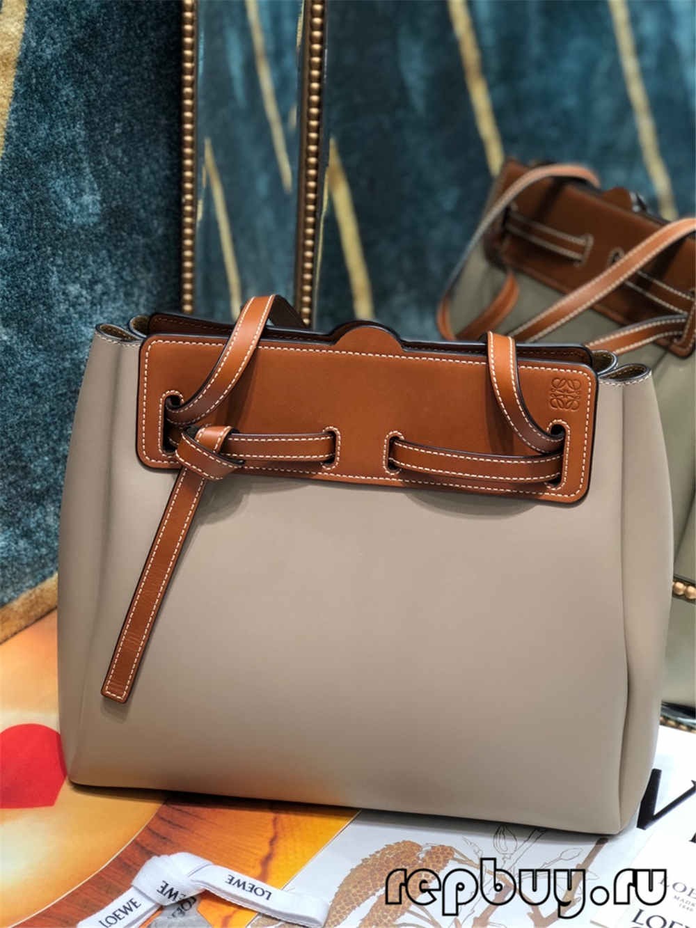 Loewe lazo alıcıları Ən keyfiyyətli Replika çantaları (son 2022)-Best Quality Fake Louis Vuitton Bag Online Store, Replica designer bag ru