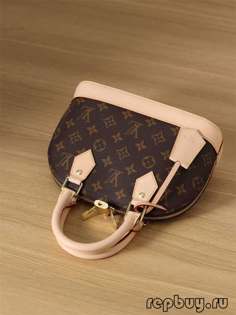 Louis Vuitton M53152 Alma BB yüksək keyfiyyətli replika çantalar (2022 Xüsusi)-Best Quality Fake Louis Vuitton Bag Online Store, Replica designer bag ru