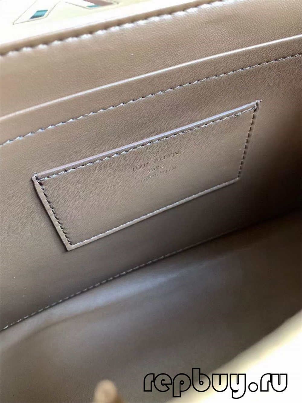 Louis Vuitton M57092 TWIST ONE HANDLE çenteyê kopyakî bi kalîteya top (2022 nûvekirî)-Best Quality Fake Louis Vuitton Bag Online Store, Replica designer bag ru