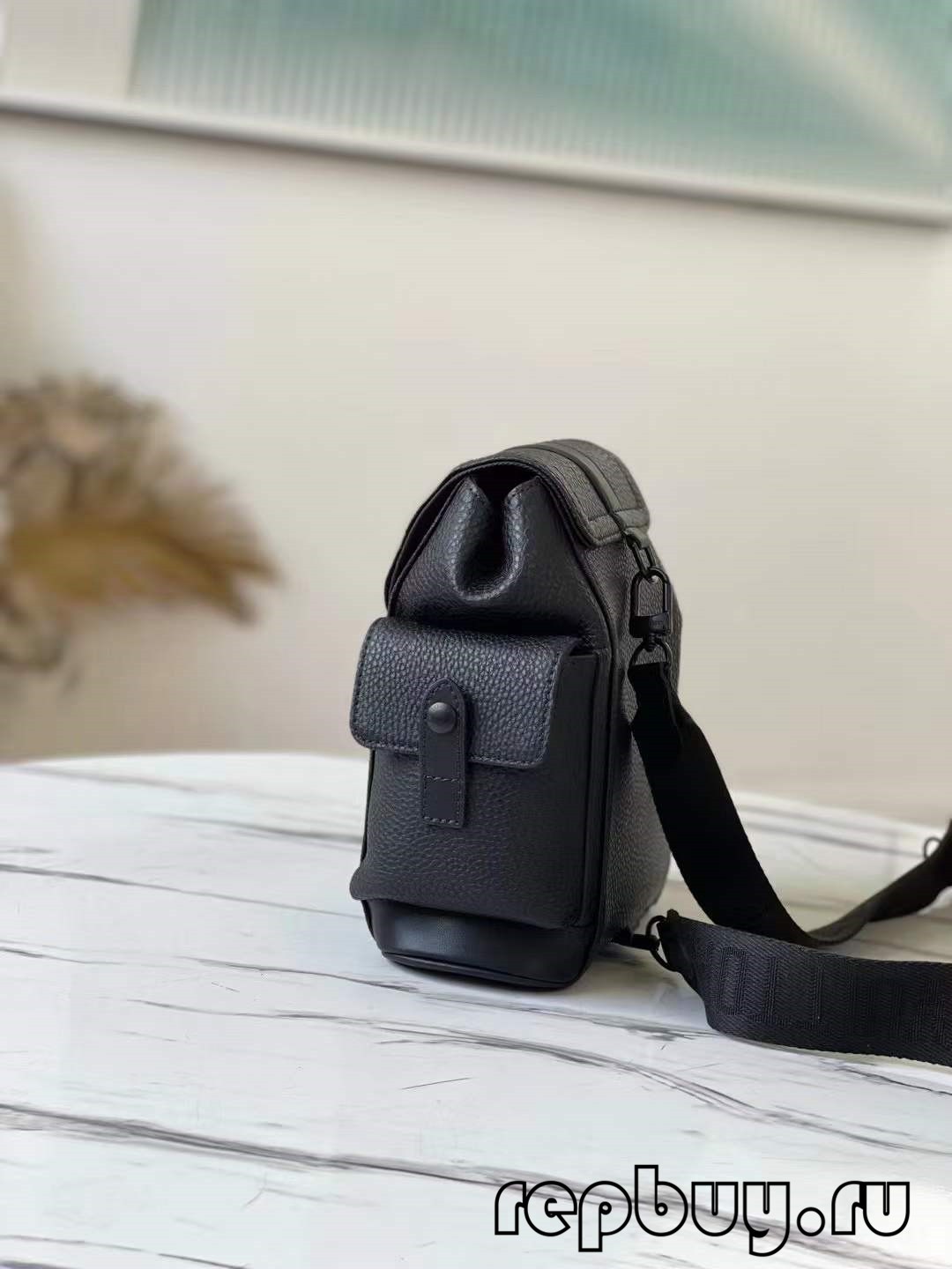 Borsa replica di alta qualità Louis Vuitton M58495 Christopher XS (2022 aggiornato)-Negozio in linea della borsa falsa di Louis Vuitton di migliore qualità, borsa del progettista della replica ru