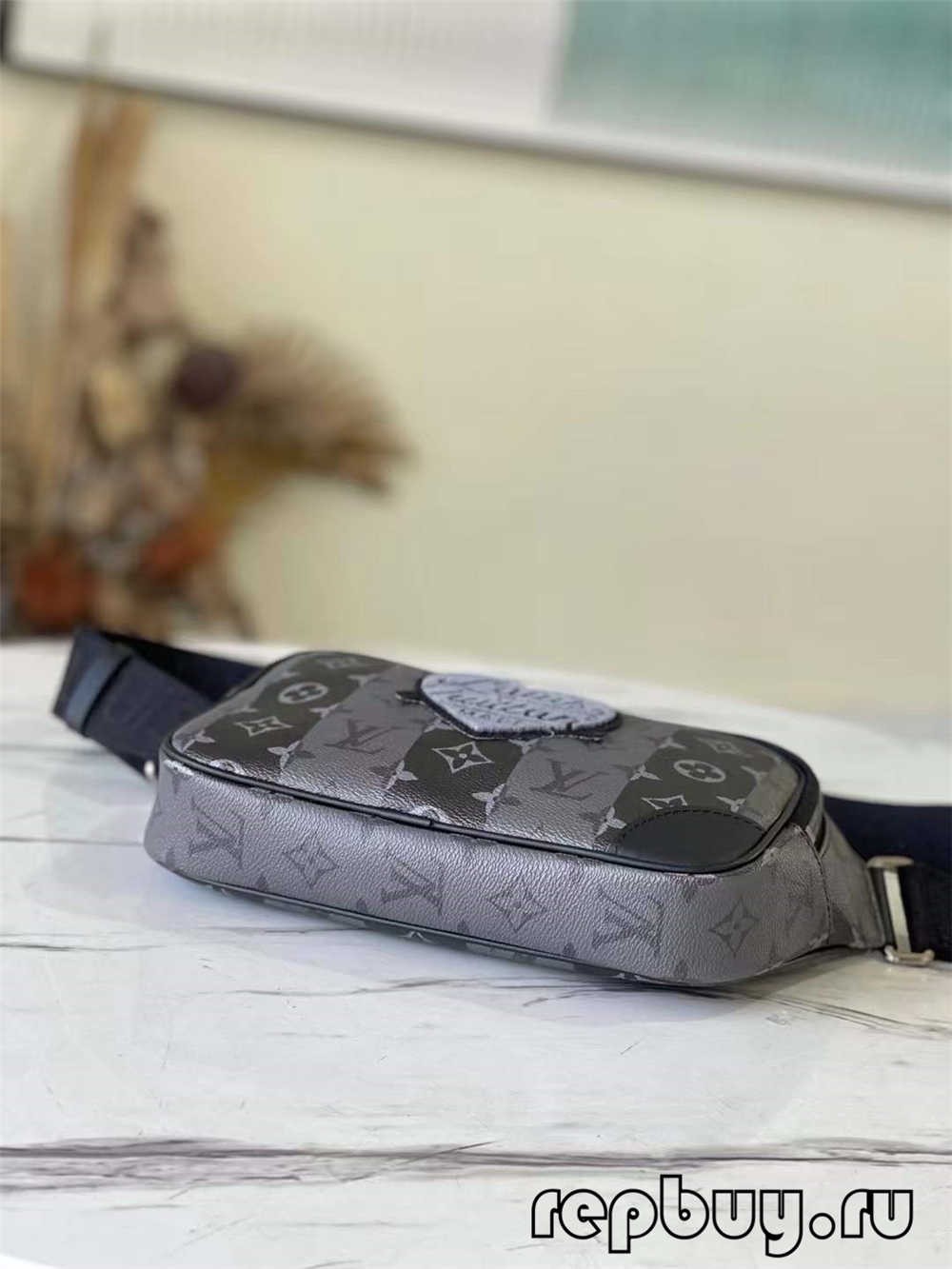 Louis Vuitton M59338 NIGO top quality replica bag (2022 updated)-Negozio in linea della borsa falsa di Louis Vuitton di migliore qualità, borsa del progettista della replica ru