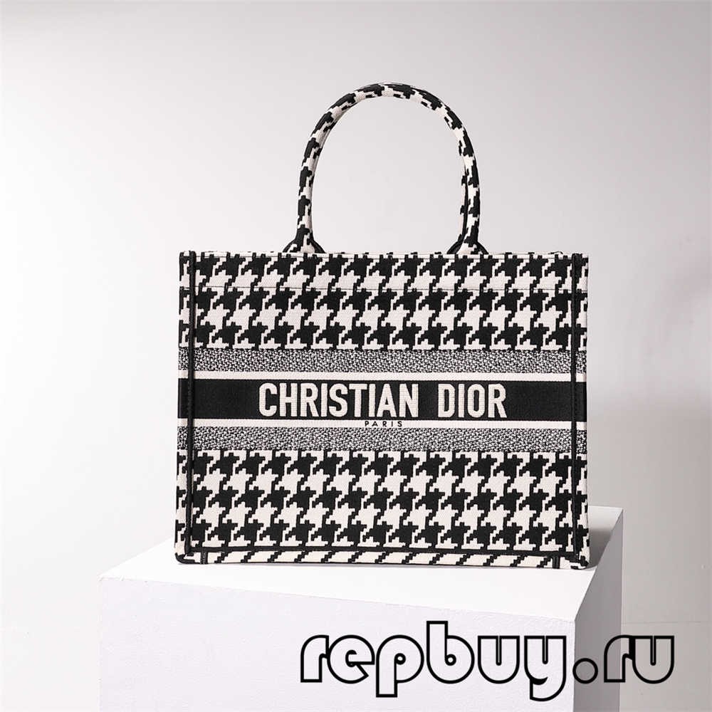 Dior Book Tote çenteyên kopîkî yên çêtirîn kalîteyê (2022 nûvekirî)-Best Quality Fake Louis Vuitton Bag Online Store, Replica designer bag ru