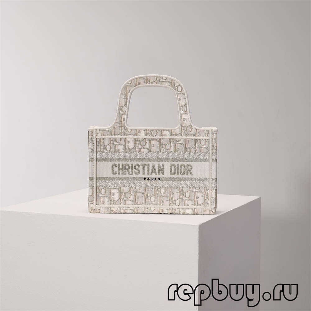 Dior Mini Book Tote çenteyên kopîkî yên çêtirîn kalîteyê (2022 herî dawî)-Best Quality Fake Louis Vuitton Bag Online Store, Replica designer bag ru Dior Mini Book Tote çenteyên kopîkî yên çêtirîn kalîteyê (2022 herî dawî)-Best Quality Fake Louis Vuitton Bag Online Store, Replica designer bag ru