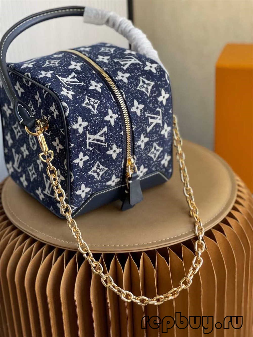 Louis Vuitton SQUARE bag M59611 top quality replica bag (2022 updated)-Labing Maayo nga Kalidad nga Peke nga Louis Vuitton Bag Online Store, Replica designer bag ru