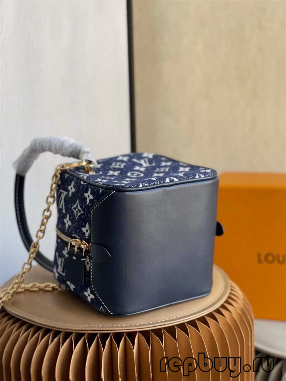 Louis Vuitton SQUARE bag M59611 top quality replica bag (2022 updated)-Labing Maayo nga Kalidad nga Peke nga Louis Vuitton Bag Online Store, Replica designer bag ru