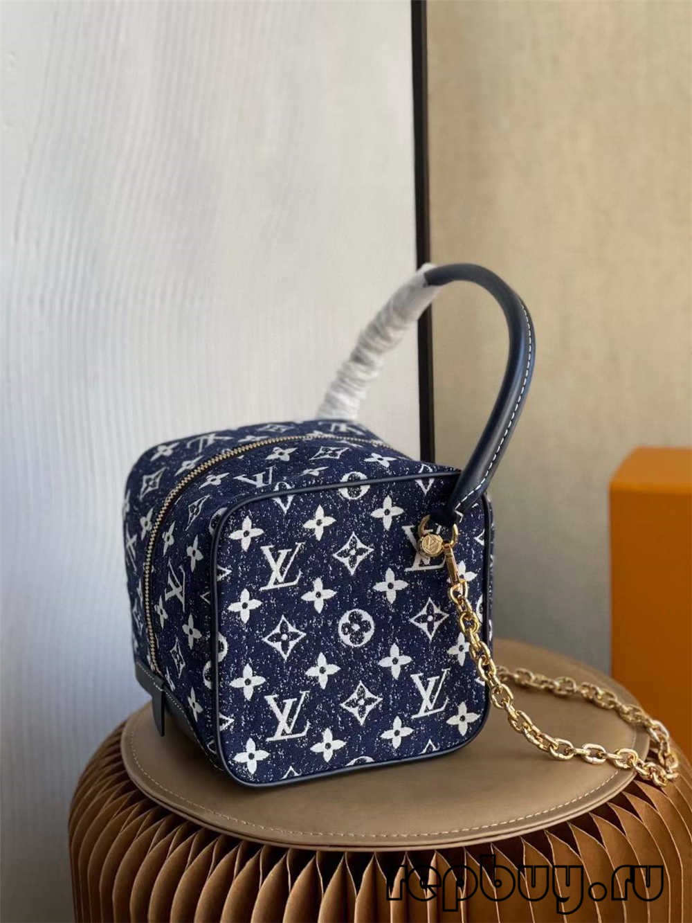 Louis Vuitton SQUARE bag M59611 top quality replica bag (2022 updated)-Labing Maayo nga Kalidad nga Peke nga Louis Vuitton Bag Online Store, Replica designer bag ru