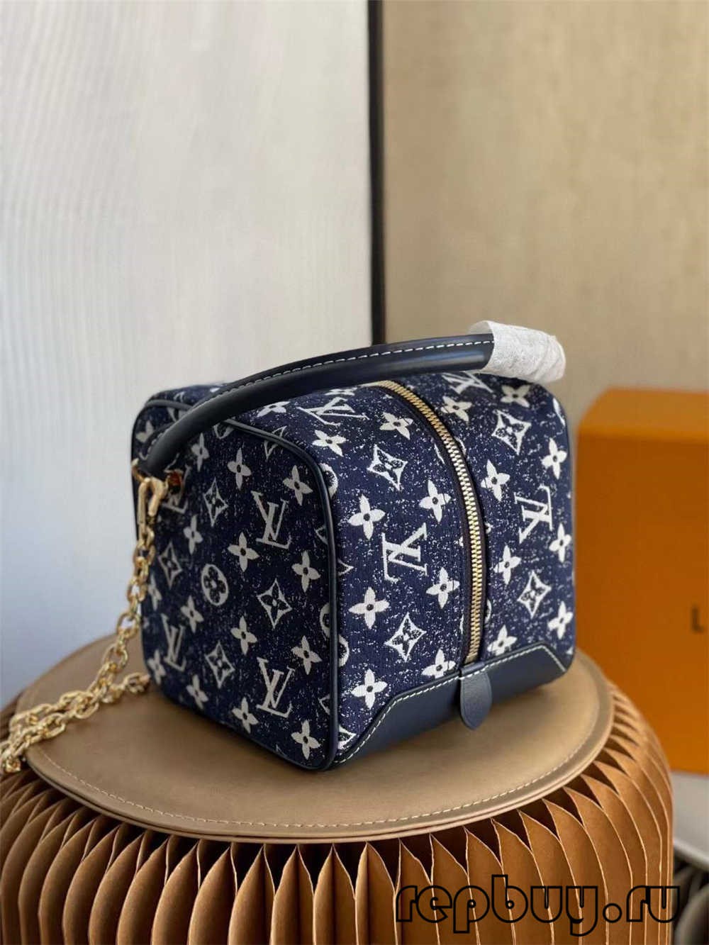 Louis Vuitton SQUARE bag M59611 top quality replica bag (2022 updated)-Labing Maayo nga Kalidad nga Peke nga Louis Vuitton Bag Online Store, Replica designer bag ru