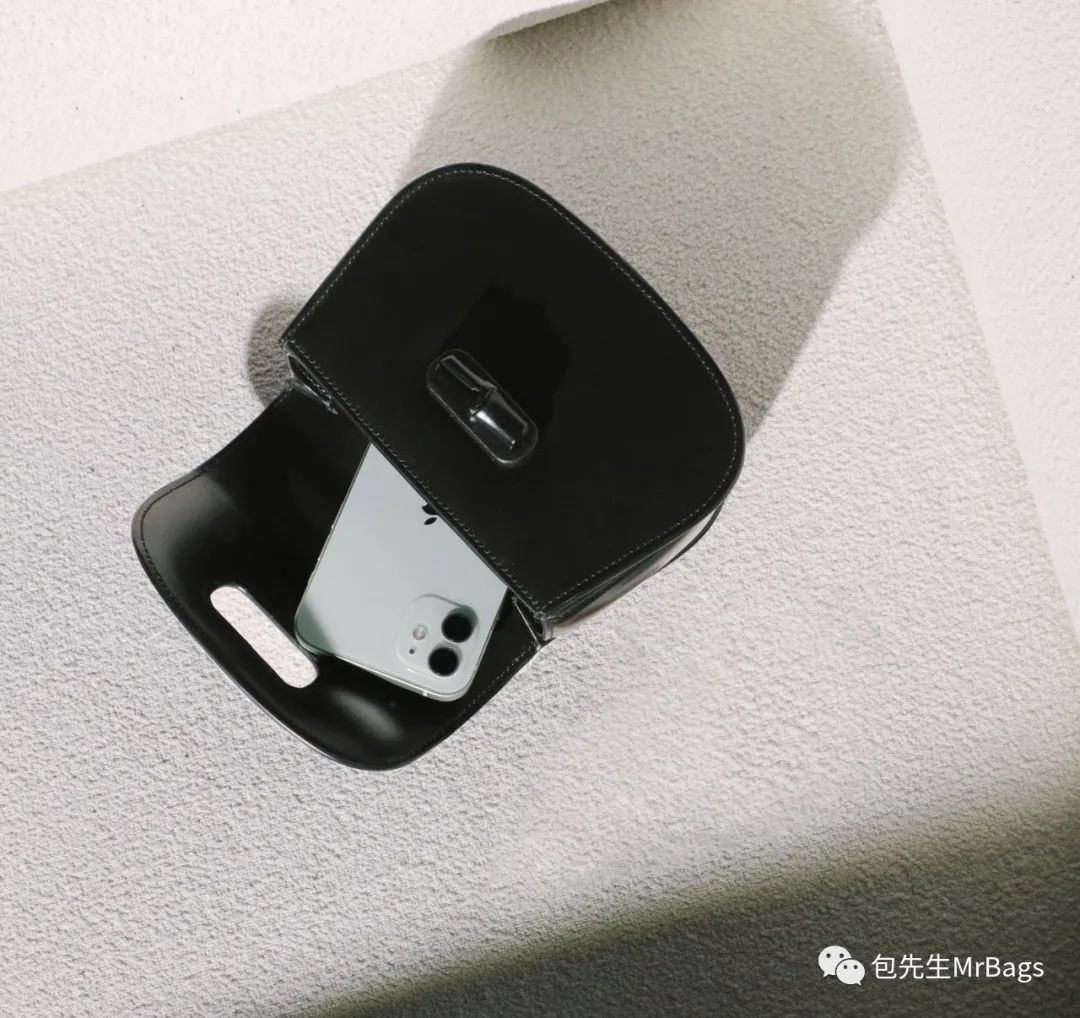 Gucci’s most popular replica designer bag – Gucci Bamboo 1947 (2022 new edition)-Best Quality Fake Louis Vuitton Bag Online Store, Replica designer bag ru Gucci’s most popular replica designer bag – Gucci Bamboo 1947 (2022 new edition)-Best Quality Fake Louis Vuitton Bag Online Store, Replica designer bag ru