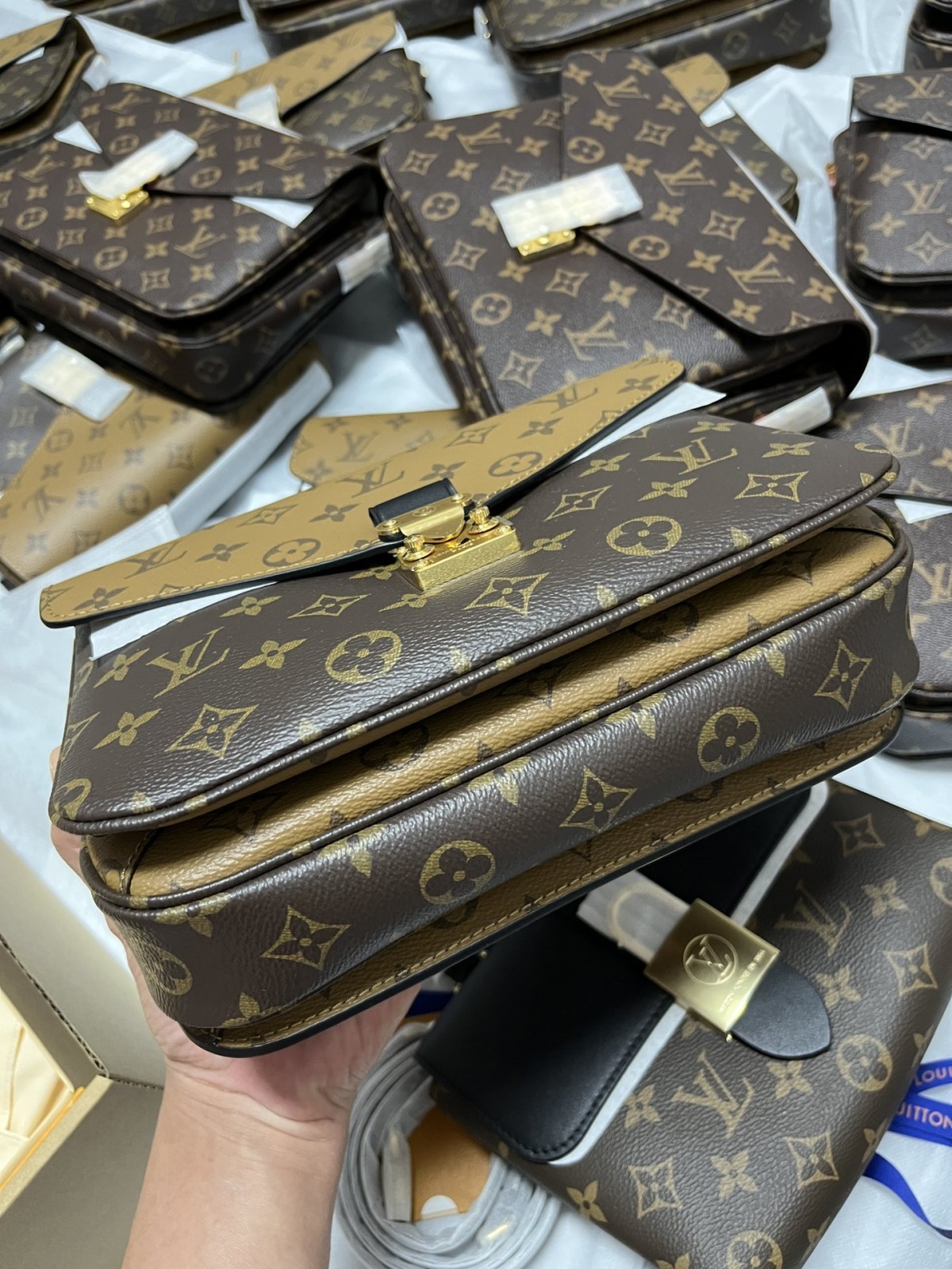 Lifetime Must Buy Designer Bag Review——Louis Vuitton M44876 Metis Bag (2022 updated)-Best Quality Fake designer Bag Review, Replica designer bag ru