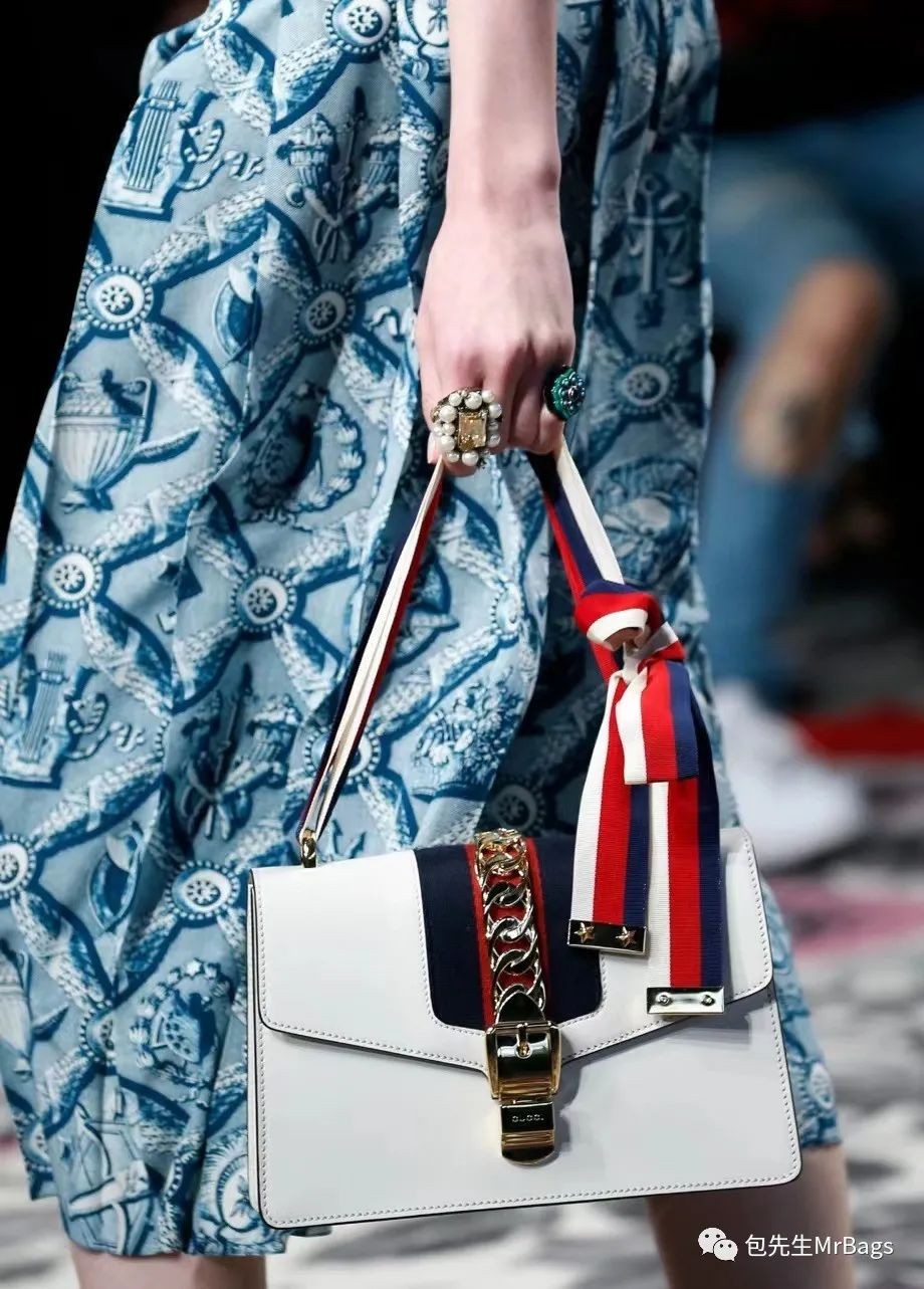 एलेसेन्ड्रो मिशेलले गुच्चीलाई निकाल्यो, जीजी मारमोन्ट र डायोनिससको बारेमा के हो?-Best Quality Fake Louis Vuitton Bag Online Store, Replica designer bag ru एलेसेन्ड्रो मिशेलले गुच्चीलाई निकाल्यो, जीजी मारमोन्ट र डायोनिससको बारेमा के हो?-Best Quality Fake Louis Vuitton Bag Online Store, Replica designer bag ru