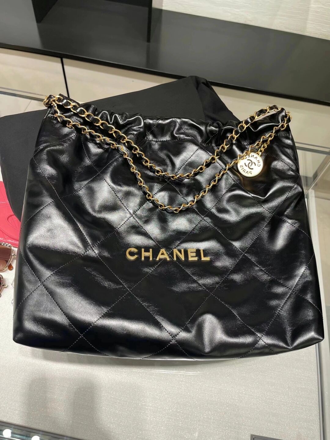 How good quality is a Chanel 22 fake bag?(2023 updated)-Bescht Qualitéit Fake Louis Vuitton Bag Online Store, Replica Designer Bag ru How good quality is a Chanel 22 fake bag?(2023 updated)-Bescht Qualitéit Fake Louis Vuitton Bag Online Store, Replica Designer Bag ru