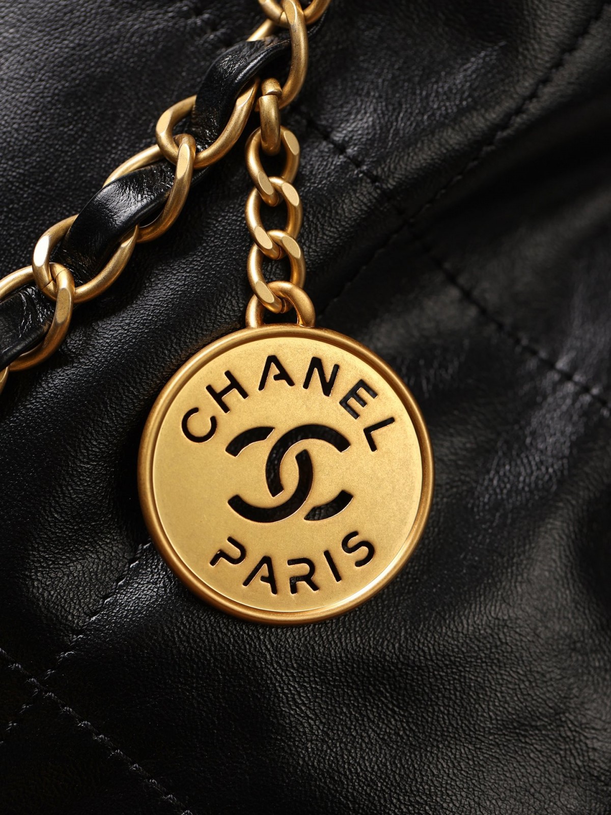How good quality is a Chanel 22 fake bag?(2023 updated)-Bescht Qualitéit Fake Louis Vuitton Bag Online Store, Replica Designer Bag ru How good quality is a Chanel 22 fake bag?(2023 updated)-Bescht Qualitéit Fake Louis Vuitton Bag Online Store, Replica Designer Bag ru