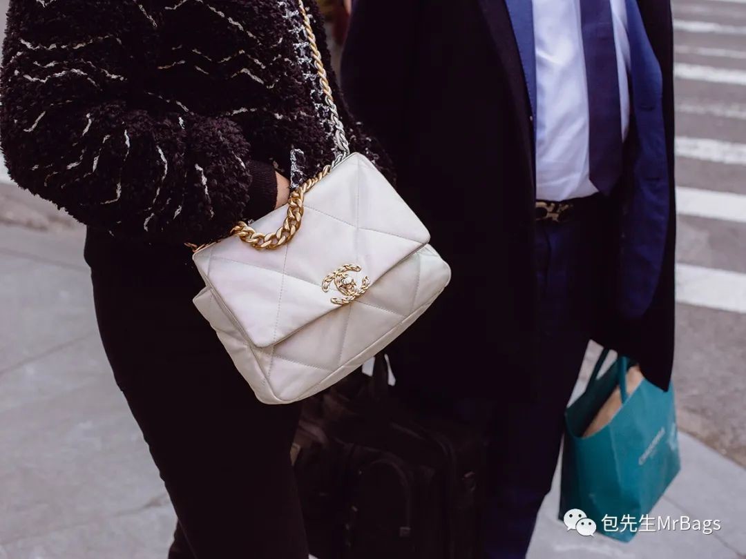 Chain flap bags are the most popular! (2023 Updated)-ਵਧੀਆ ਕੁਆਲਿਟੀ ਨਕਲੀ ਲੁਈਸ ਵਿਟਨ ਬੈਗ ਔਨਲਾਈਨ ਸਟੋਰ, ਰਿਪਲੀਕਾ ਡਿਜ਼ਾਈਨਰ ਬੈਗ ru Chain flap bags are the most popular! (2023 Updated)-ਵਧੀਆ ਕੁਆਲਿਟੀ ਨਕਲੀ ਲੁਈਸ ਵਿਟਨ ਬੈਗ ਔਨਲਾਈਨ ਸਟੋਰ, ਰਿਪਲੀਕਾ ਡਿਜ਼ਾਈਨਰ ਬੈਗ ru