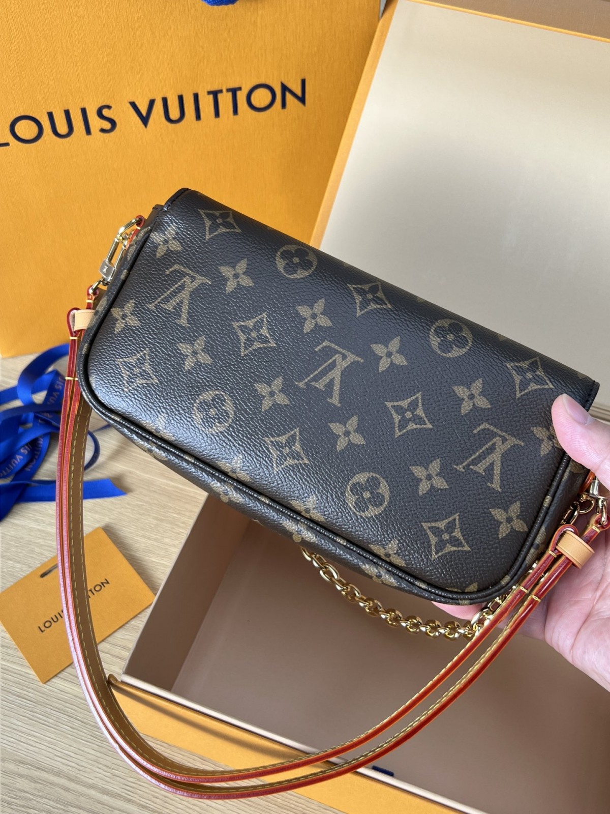 How good quality is a M81911 LOUIS VUITTON WALLET ON CHAIN IVY(2023 new edition)-Pangalusna kualitas palsu Louis Vuitton Kantong Toko Online, Replica desainer kantong ru How good quality is a M81911 LOUIS VUITTON WALLET ON CHAIN IVY(2023 new edition)-Pangalusna kualitas palsu Louis Vuitton Kantong Toko Online, Replica desainer kantong ru