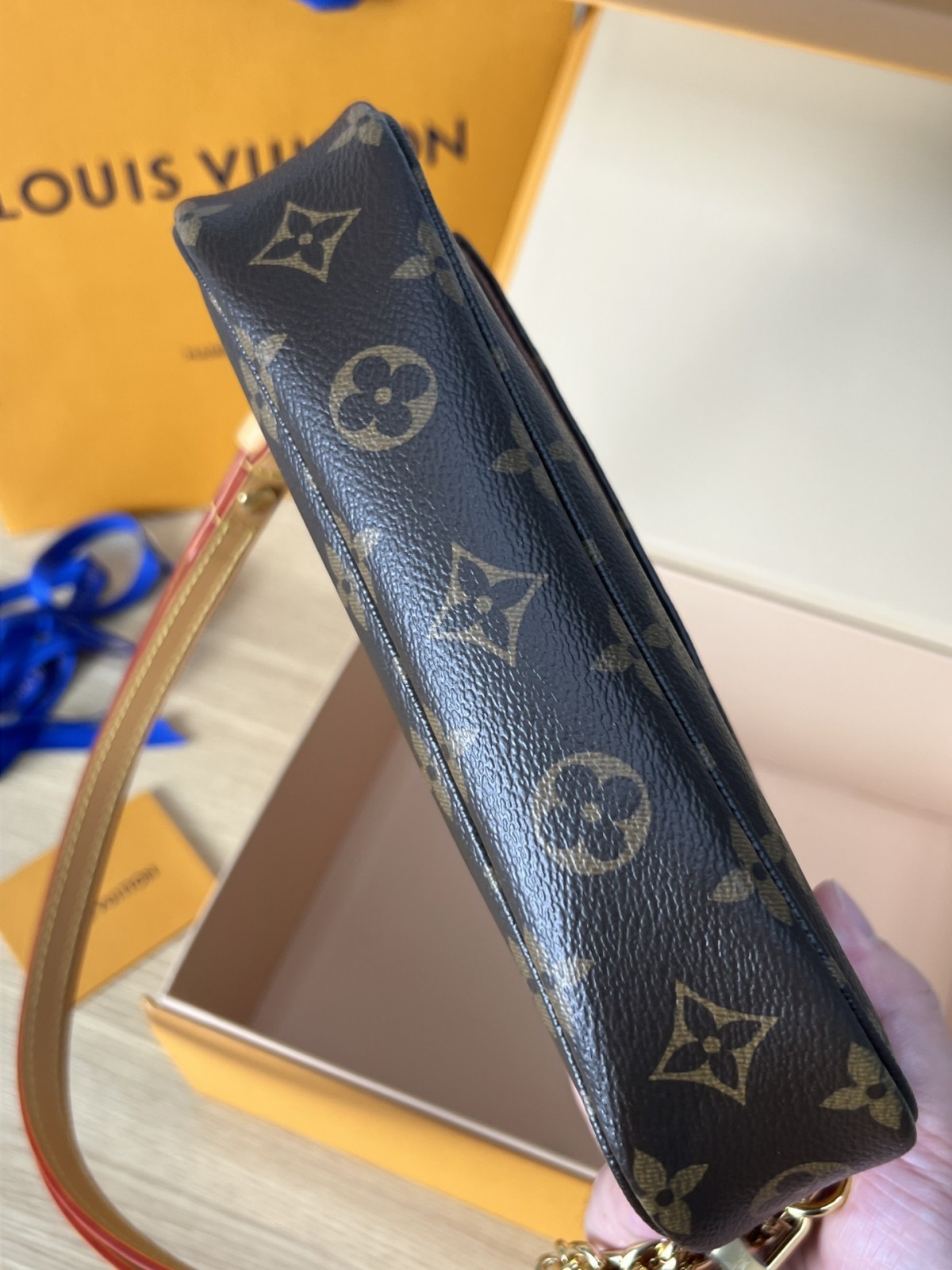 How good quality is a M81911 LOUIS VUITTON WALLET ON CHAIN IVY(2023 new edition)-Pangalusna kualitas palsu Louis Vuitton Kantong Toko Online, Replica desainer kantong ru How good quality is a M81911 LOUIS VUITTON WALLET ON CHAIN IVY(2023 new edition)-Pangalusna kualitas palsu Louis Vuitton Kantong Toko Online, Replica desainer kantong ru