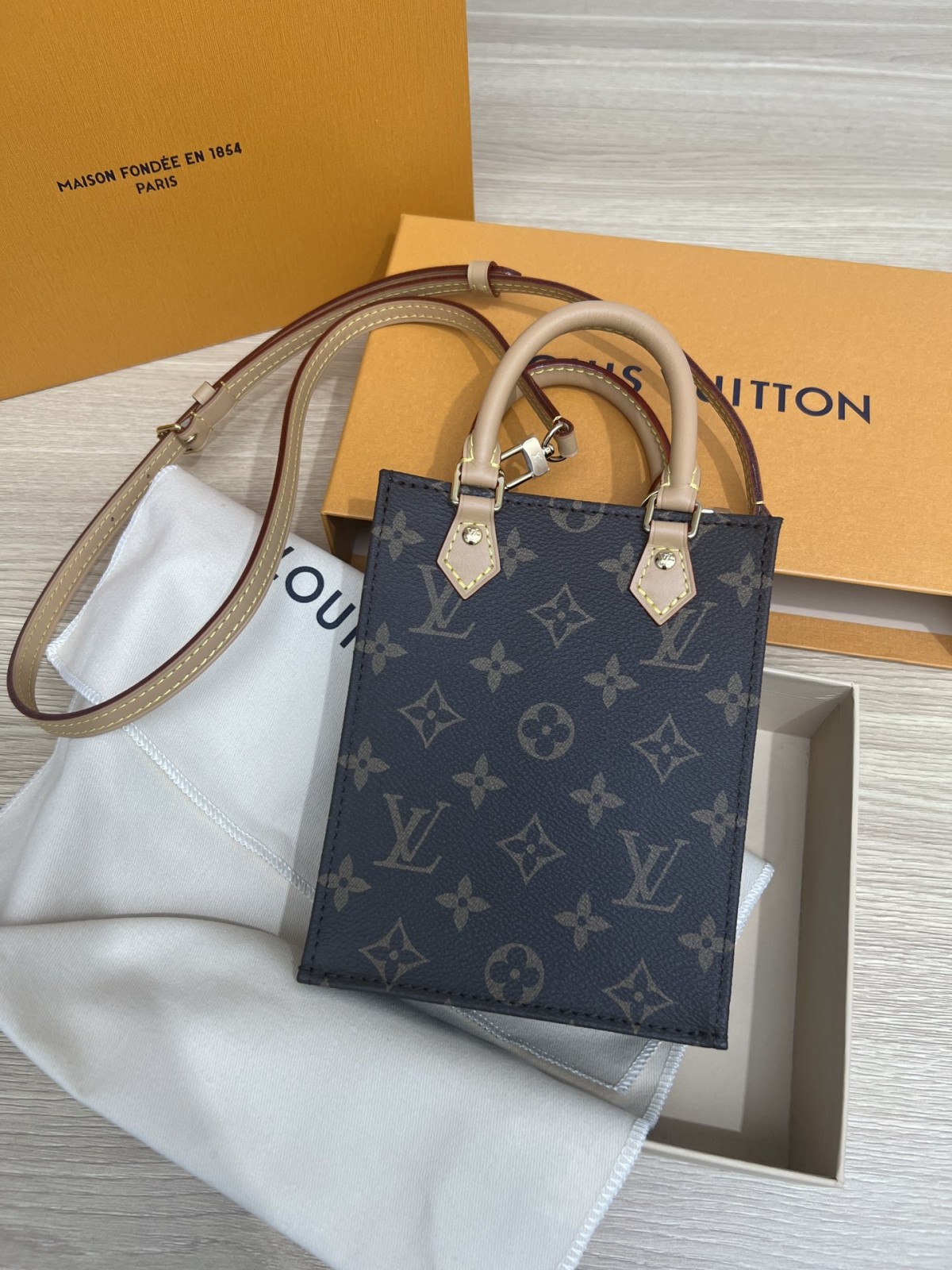 How good quality is a Best Replica Handbags StoreLouis Vuitton PETIT SAC PLAT bag(2023 udpated)-Լավագույն որակի կեղծ Louis Vuitton պայուսակների առցանց խանութ, Replica դիզայներական պայուսակ ru How good quality is a Best Replica Handbags StoreLouis Vuitton PETIT SAC PLAT bag(2023 udpated)-Լավագույն որակի կեղծ Louis Vuitton պայուսակների առցանց խանութ, Replica դիզայներական պայուսակ ru