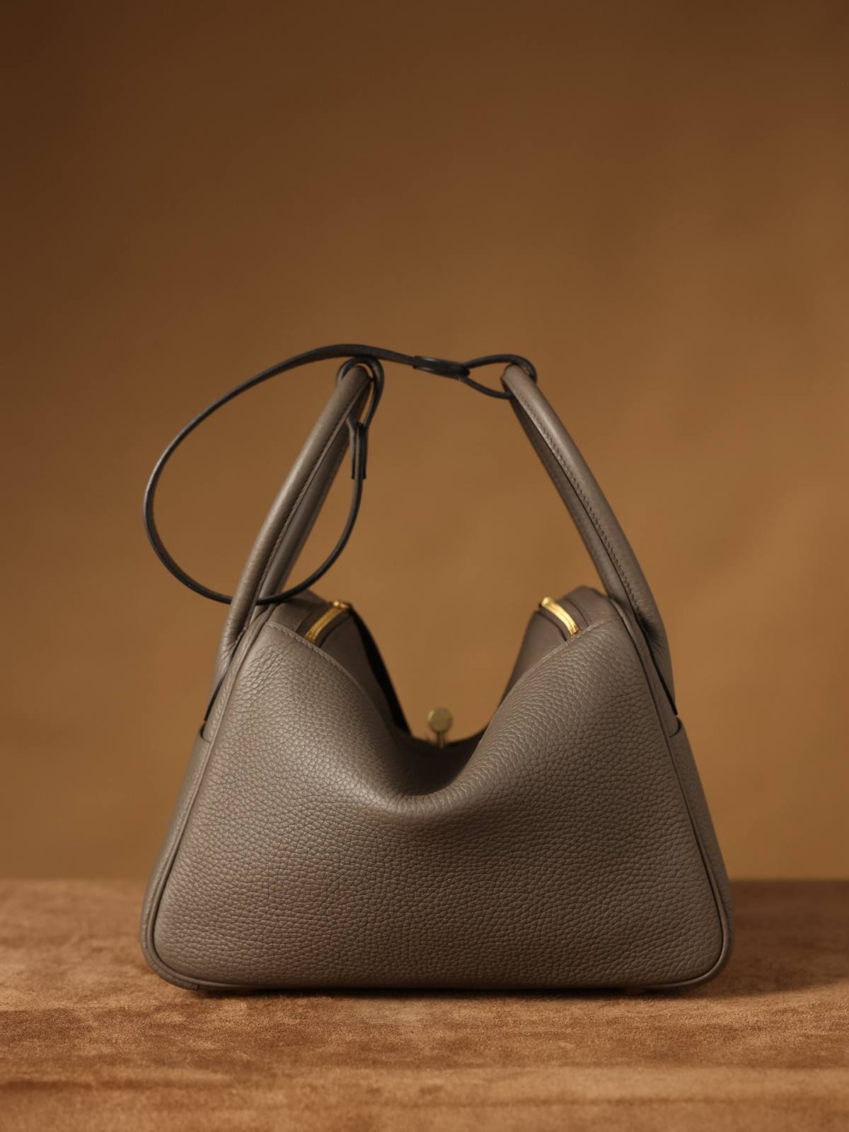 Best Replica Handbags Store15% off and handmade Hermes grey lindy 26 full review (2024 Nov updated)-Molemo ka ho Fetisisa Lebenkele la Lebenkele la Marang-rang la Fake Louis Vuitton, Replica designer bag ru