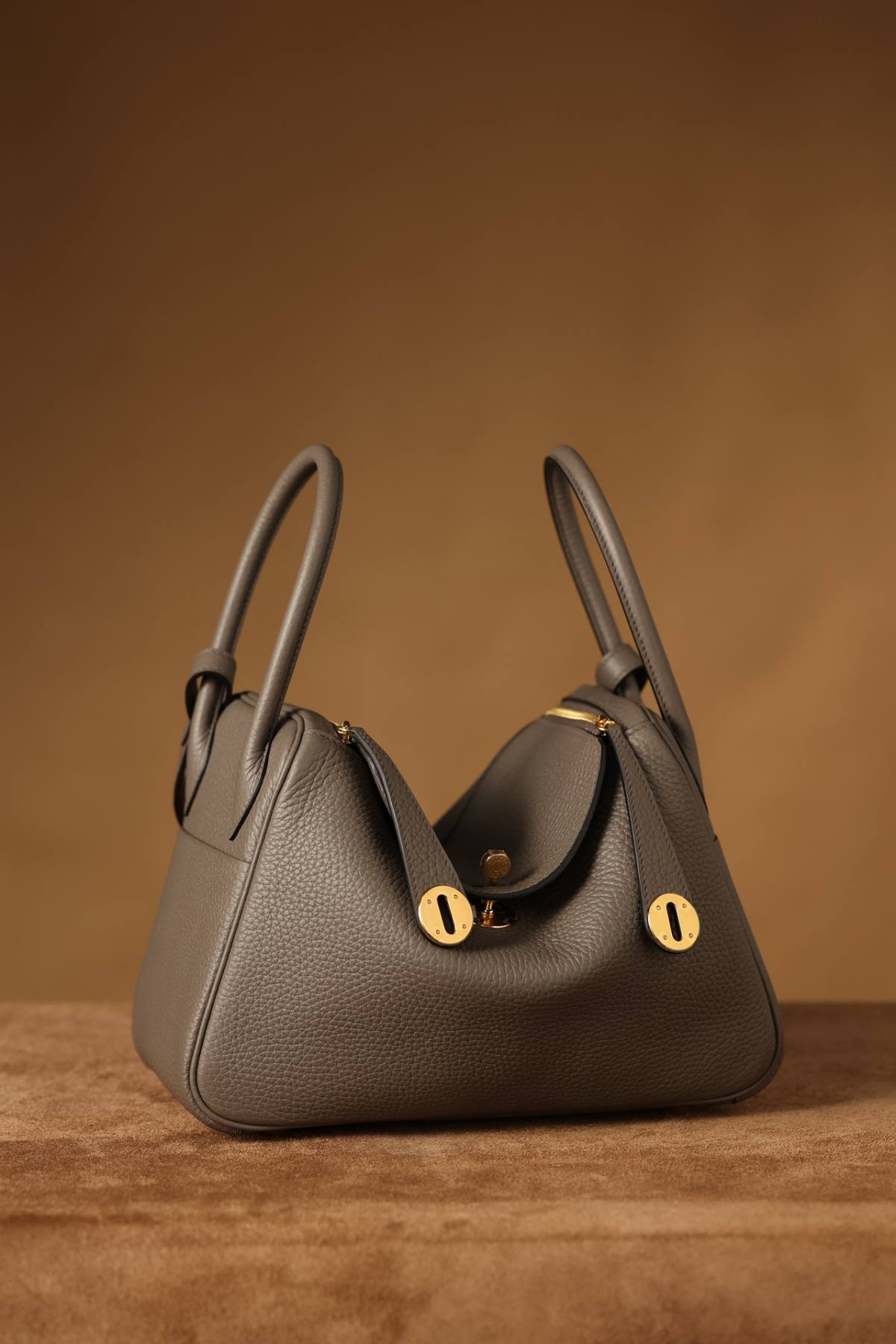 Best Replica Handbags Store15% off and handmade Hermes grey lindy 26 full review (2024 Nov updated)-Molemo ka ho Fetisisa Lebenkele la Lebenkele la Marang-rang la Fake Louis Vuitton, Replica designer bag ru