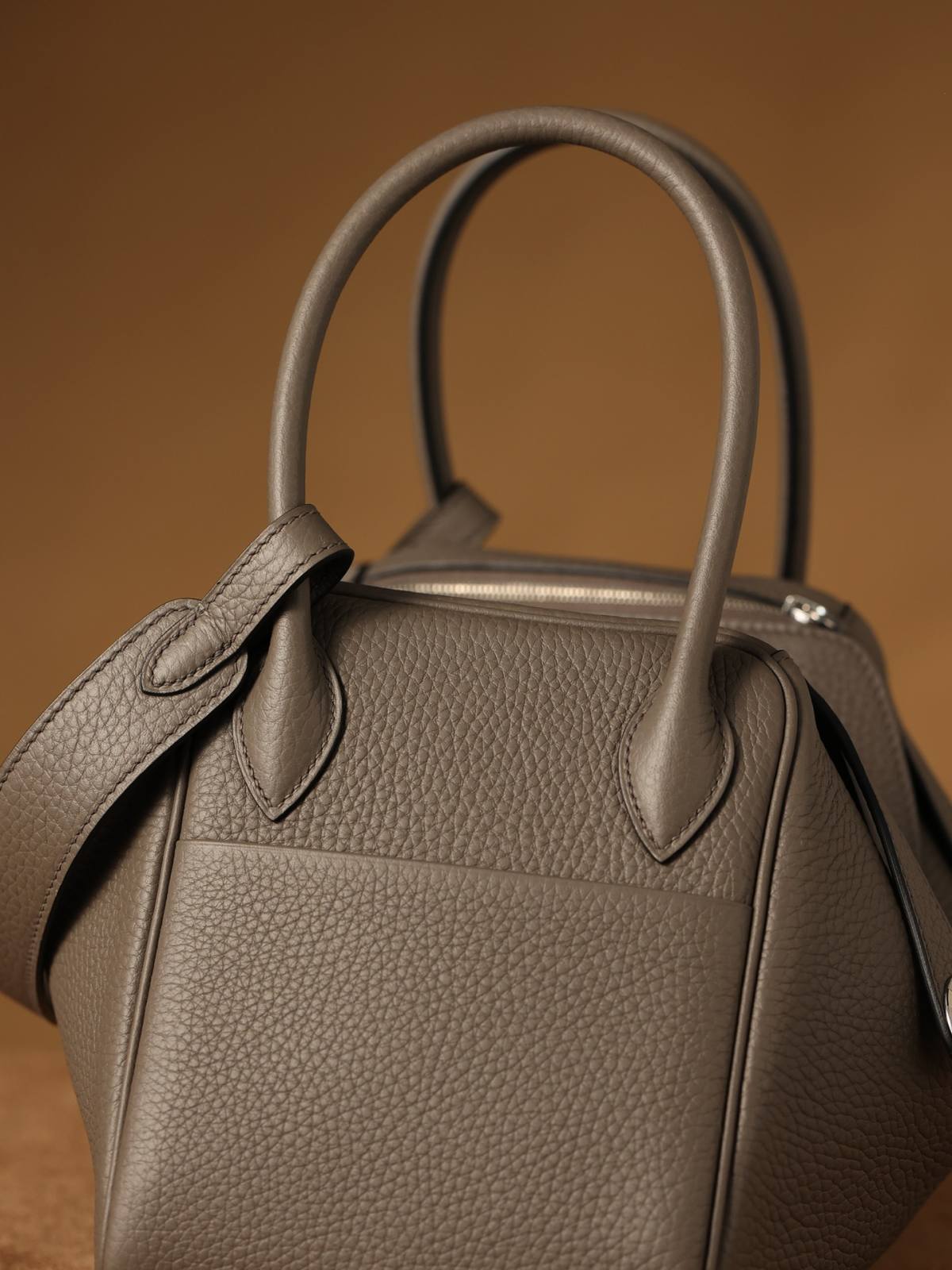 Best Replica Handbags Store15% off and handmade Hermes grey lindy 26 full review (2024 Nov updated)-Molemo ka ho Fetisisa Lebenkele la Lebenkele la Marang-rang la Fake Louis Vuitton, Replica designer bag ru