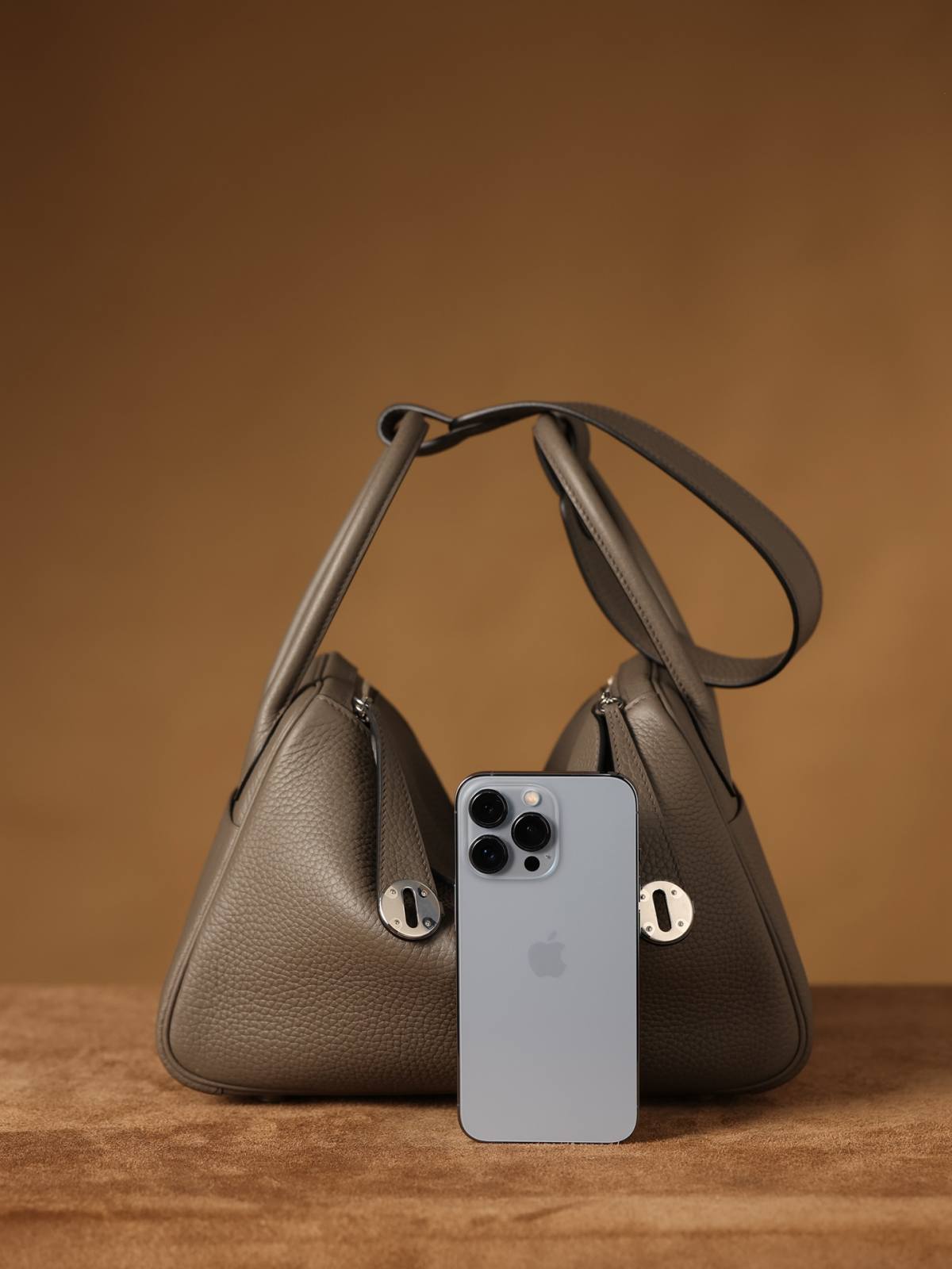 Best Replica Handbags Store15% off and handmade Hermes grey lindy 26 full review (2024 Nov updated)-Molemo ka ho Fetisisa Lebenkele la Lebenkele la Marang-rang la Fake Louis Vuitton, Replica designer bag ru