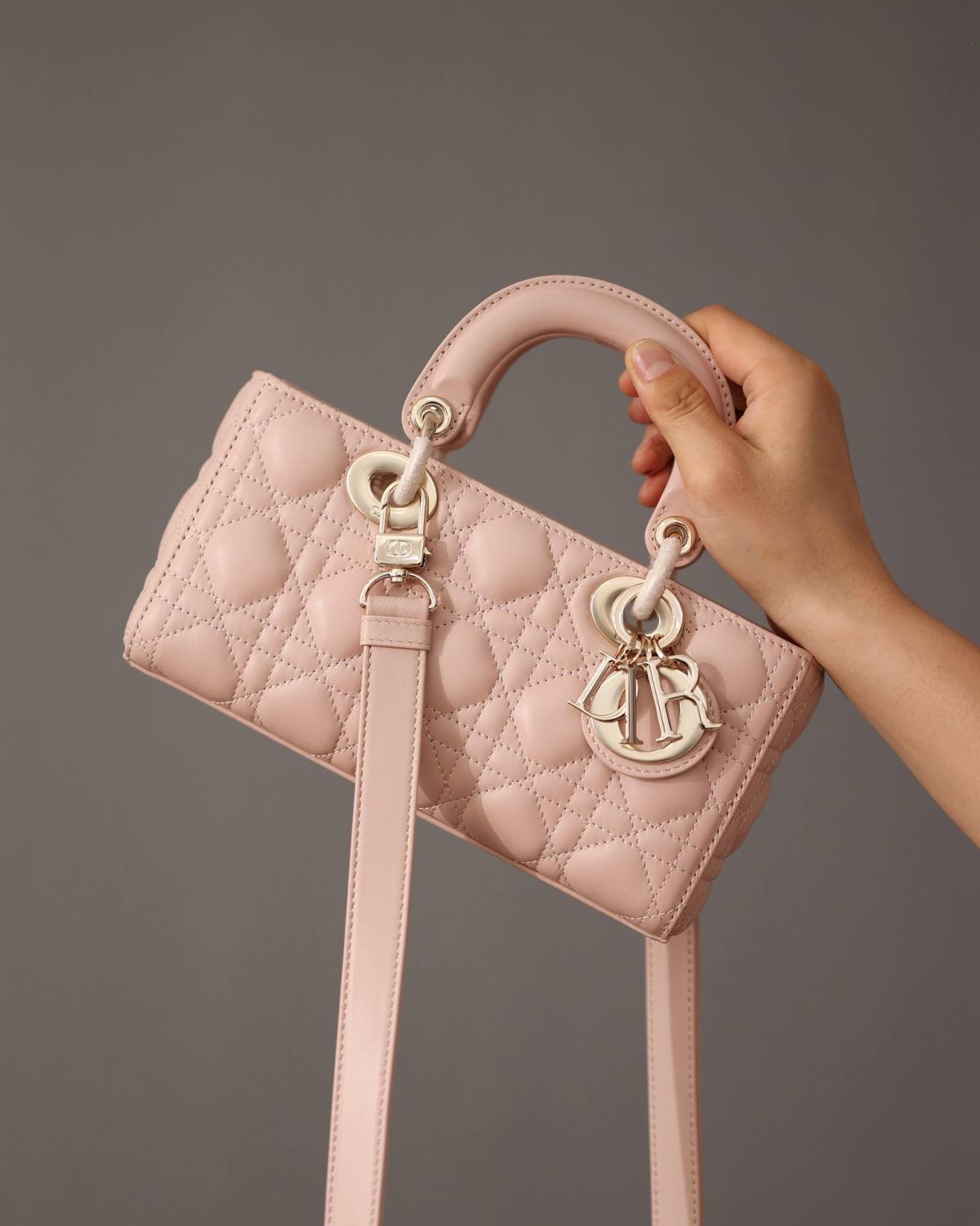 Best Replica Handbags Storesuper replica Lady Dior D Joy pink bag review(2025 July updated)-Best Quality Fake Louis Vuitton Bag Online Store, Replica designer bag ru