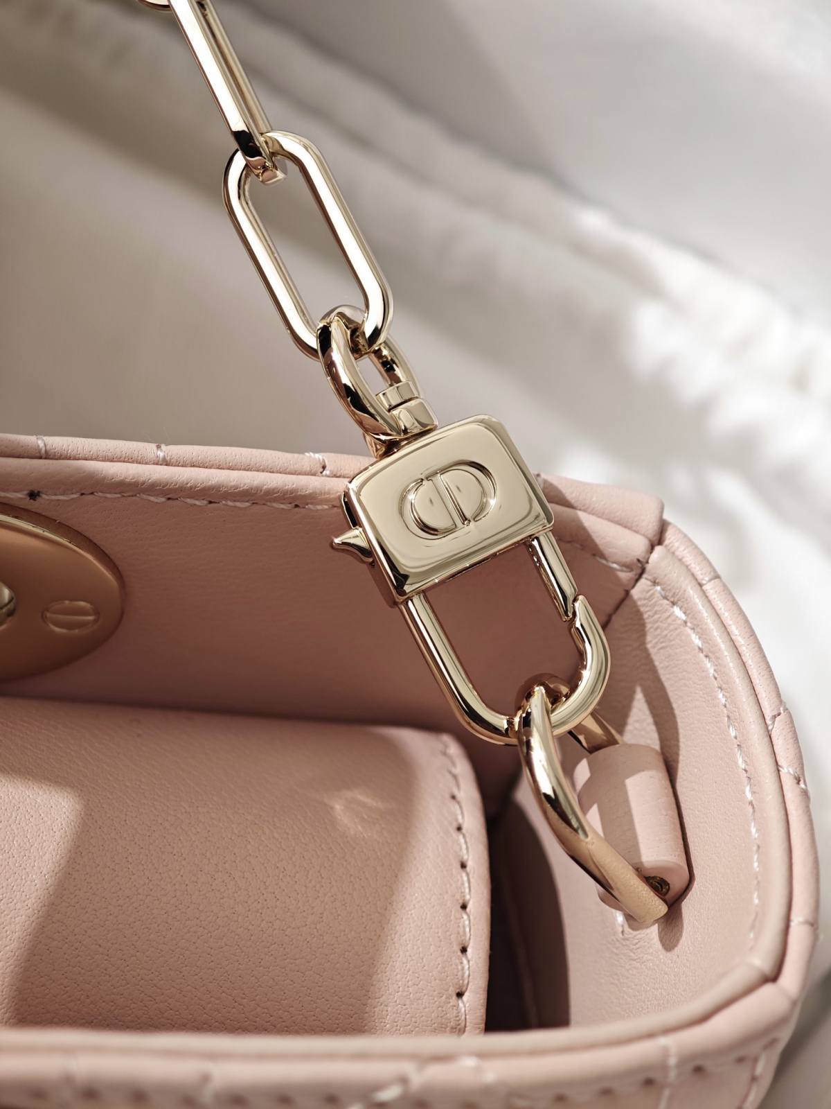 Best Replica Handbags Storesuper replica Lady Dior D Joy pink bag review(2025 July updated)-Best Quality Fake Louis Vuitton Bag Online Store, Replica designer bag ru