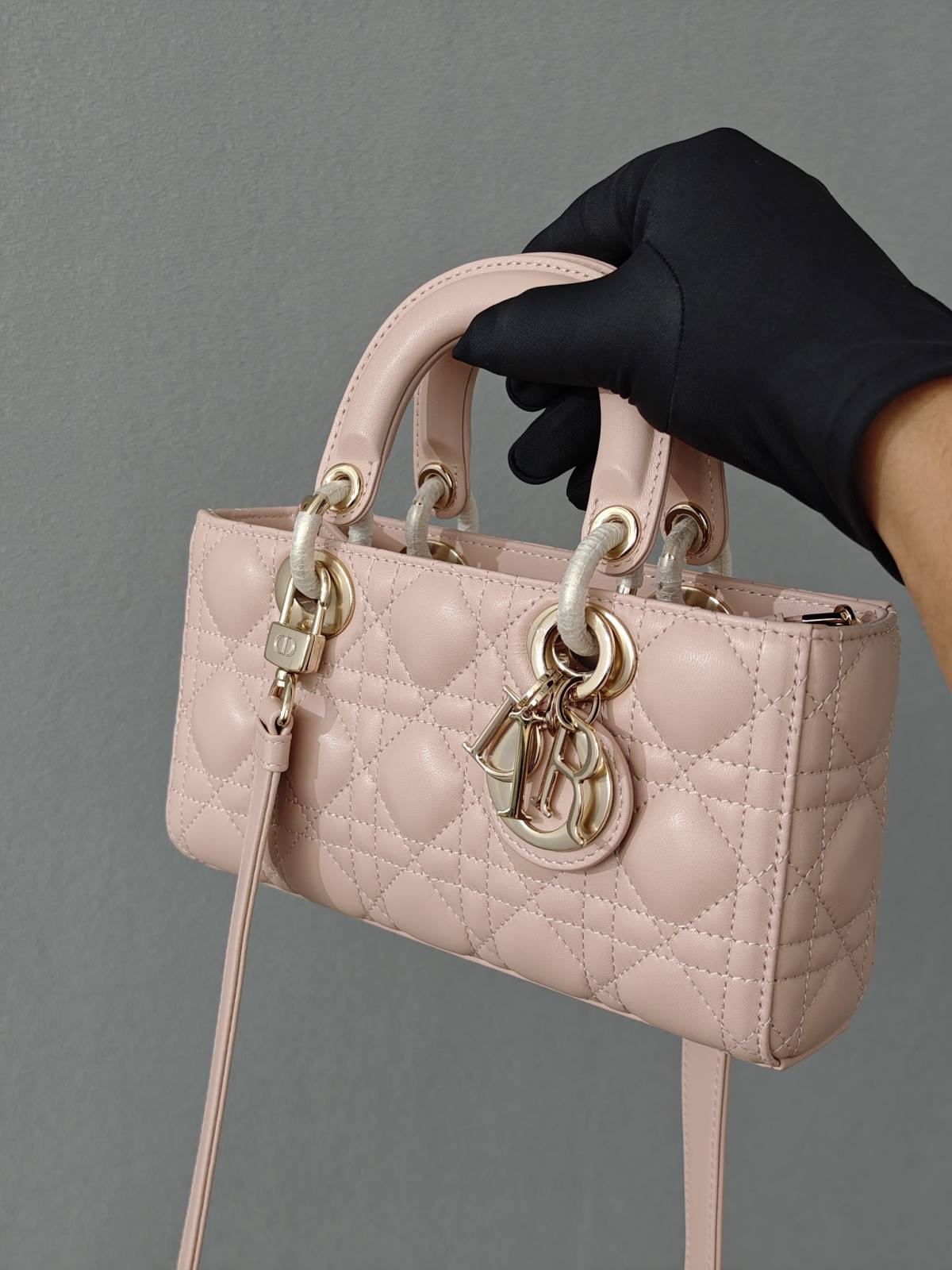 Best Replica Handbags Storesuper replica Lady Dior D Joy pink bag review(2025 July updated)-Best Quality Fake Louis Vuitton Bag Online Store, Replica designer bag ru