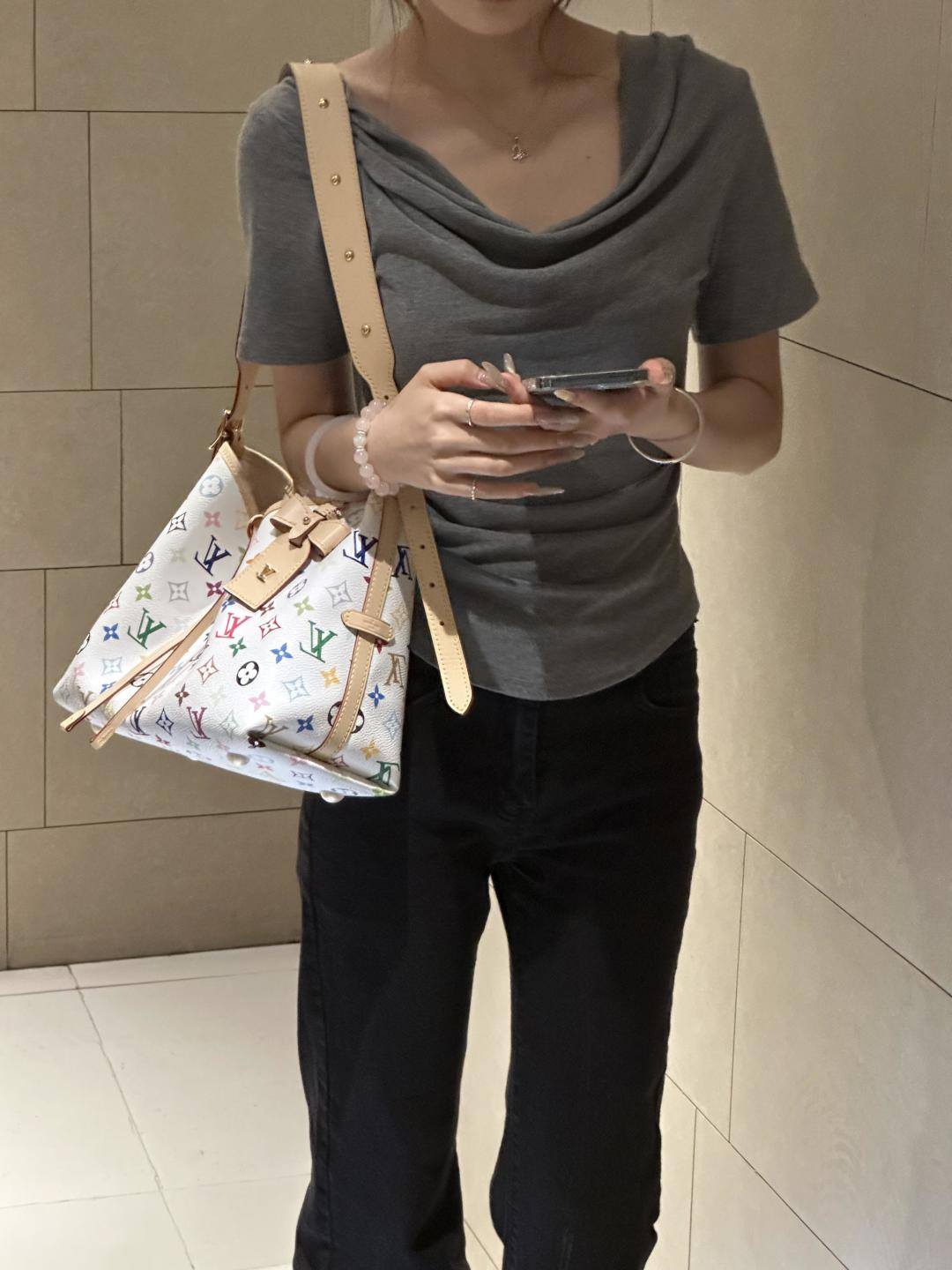 Best Replica Handbags Storebuys an Authentic Louis Vuitton Carryall white monogram bag(Oct 2025 updated)-Best Quality Fake Louis Vuitton Bag Online Store, Replica designer bag ru