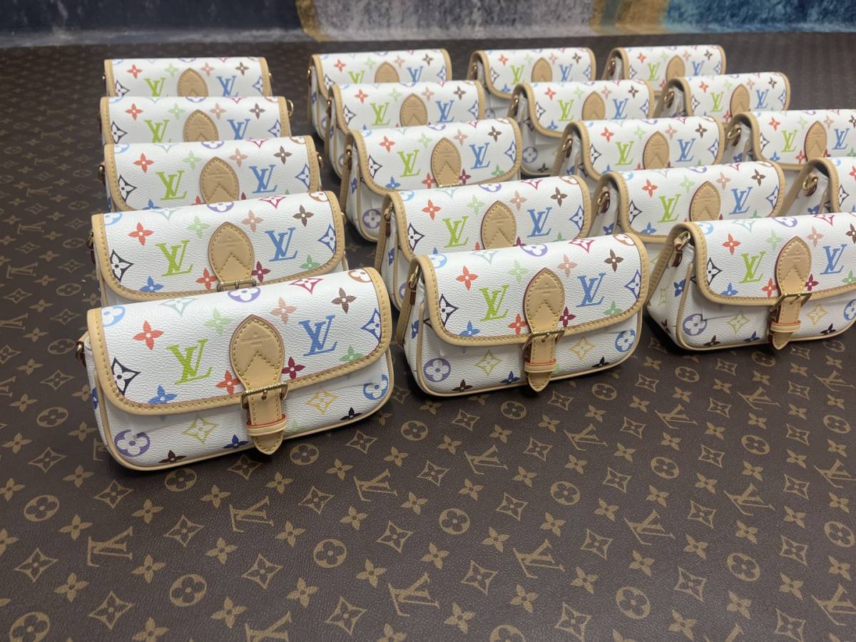 Best Replica Handbags StoreSuper replica Louis Vuitton Diana bag in white monogram(Oct 2025 updated)-အရည်အသွေးအကောင်းဆုံးအတု Louis Vuitton Bag အွန်လိုင်းစတိုး၊ ပုံစံတူဒီဇိုင်နာအိတ် ru Best Replica Handbags StoreSuper replica Louis Vuitton Diana bag in white monogram(Oct 2025 updated)-အရည်အသွေးအကောင်းဆုံးအတု Louis Vuitton Bag အွန်လိုင်းစတိုး၊ ပုံစံတူဒီဇိုင်နာအိတ် ru