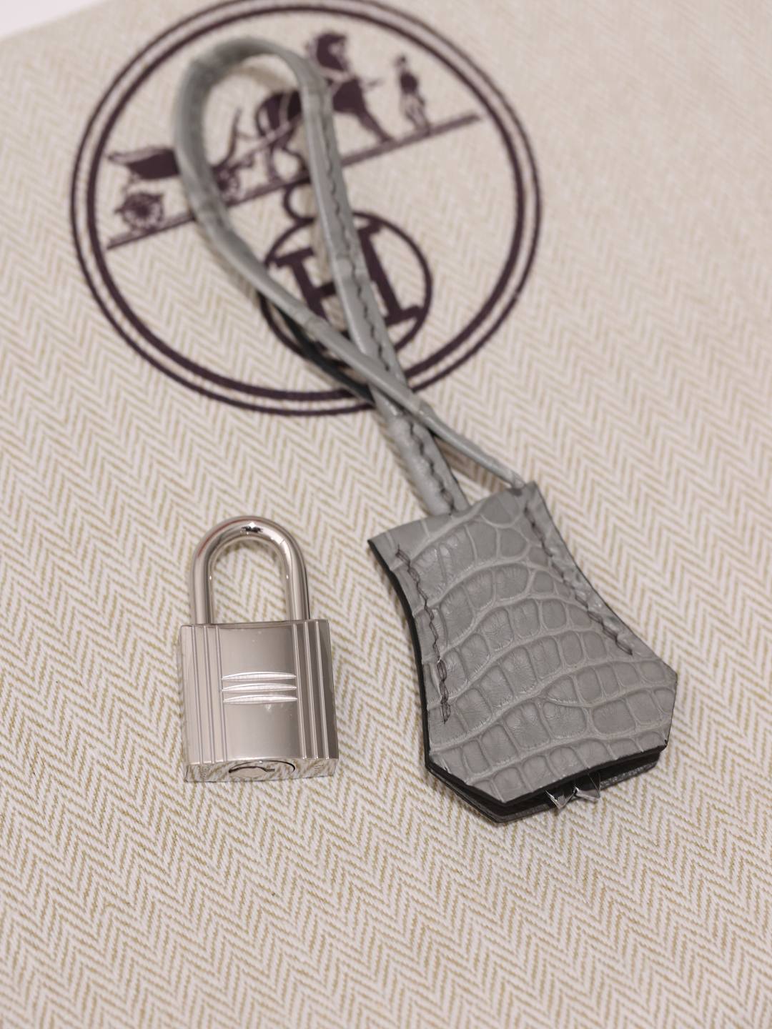 Best Replica Handbags Storehandmade Hermes Birkin 25 grey bag togo review(Oct 2025 updated)-Paras laatu väärennetty Louis Vuitton laukku verkkokauppa, replika suunnittelija laukku ru