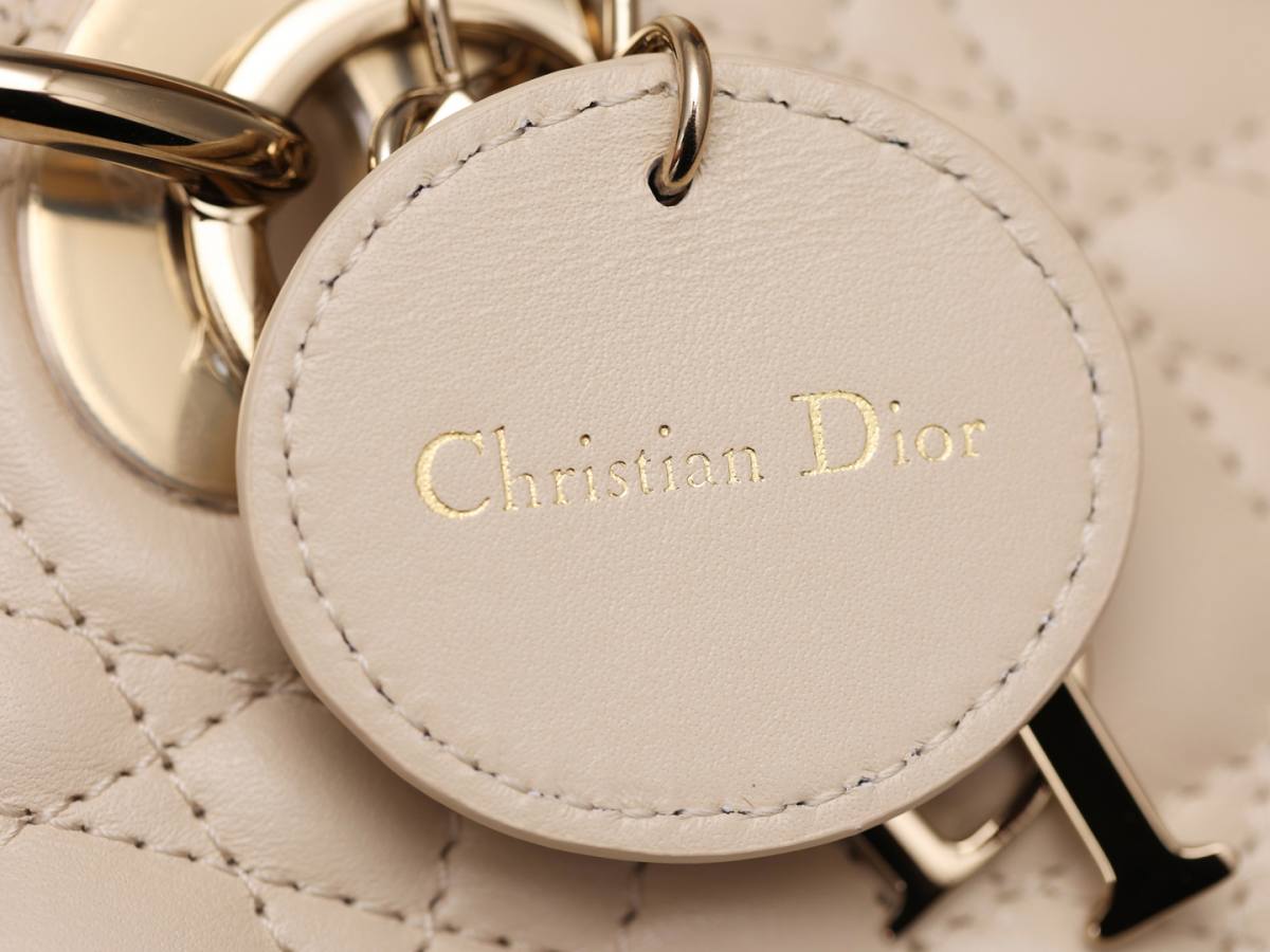 Best Replica Handbags StoreSuper replica Lady Dior bag in beige review(Oct 2025 updated)-ຄຸນະພາບທີ່ດີທີ່ສຸດ Fake Louis Vuitton Bag Online Store, Replica designer bag ru