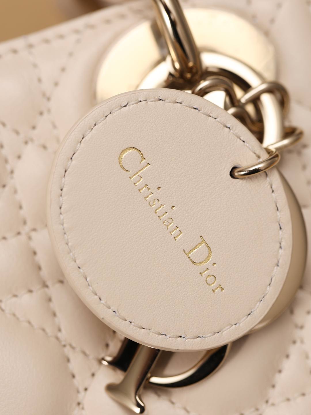 Best Replica Handbags StoreSuper replica Lady Dior bag in beige review(Oct 2025 updated)-ຄຸນະພາບທີ່ດີທີ່ສຸດ Fake Louis Vuitton Bag Online Store, Replica designer bag ru