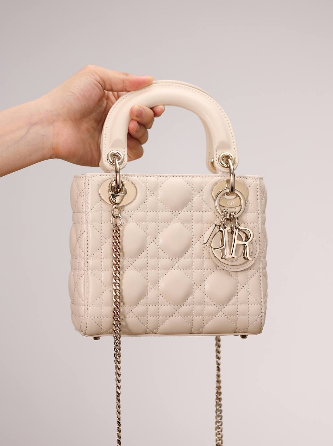 Best Replica Handbags StoreSuper replica Lady Dior bag in beige review(Oct 2025 updated)-ຄຸນະພາບທີ່ດີທີ່ສຸດ Fake Louis Vuitton Bag Online Store, Replica designer bag ru