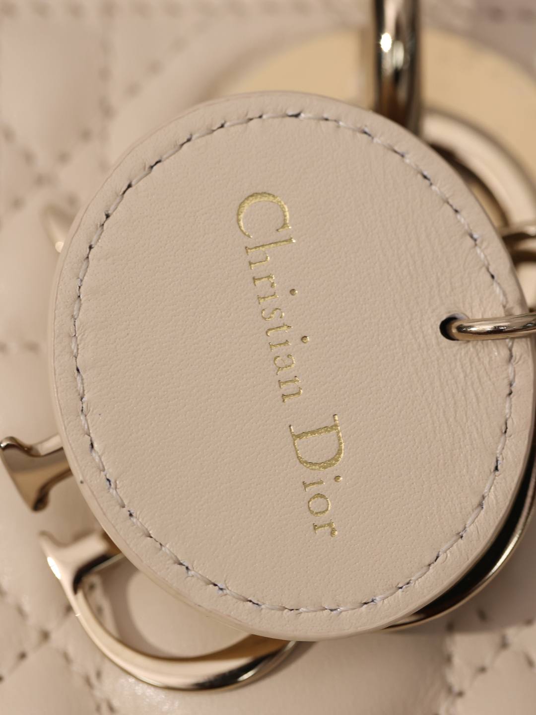 Best Replica Handbags StoreSuper replica Lady Dior bag in beige review(Oct 2025 updated)-ຄຸນະພາບທີ່ດີທີ່ສຸດ Fake Louis Vuitton Bag Online Store, Replica designer bag ru