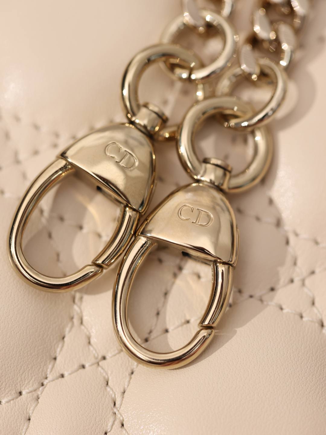 Best Replica Handbags StoreSuper replica Lady Dior bag in beige review(Oct 2025 updated)-ຄຸນະພາບທີ່ດີທີ່ສຸດ Fake Louis Vuitton Bag Online Store, Replica designer bag ru