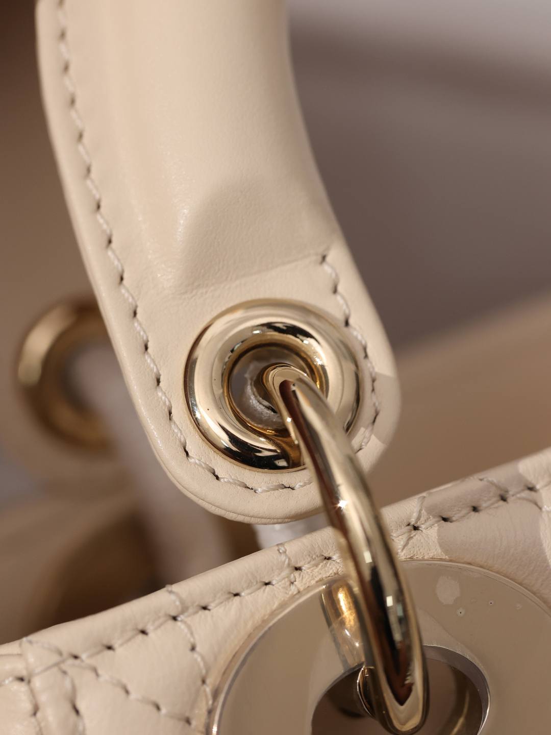 Best Replica Handbags StoreSuper replica Lady Dior bag in beige review(Oct 2025 updated)-ຄຸນະພາບທີ່ດີທີ່ສຸດ Fake Louis Vuitton Bag Online Store, Replica designer bag ru