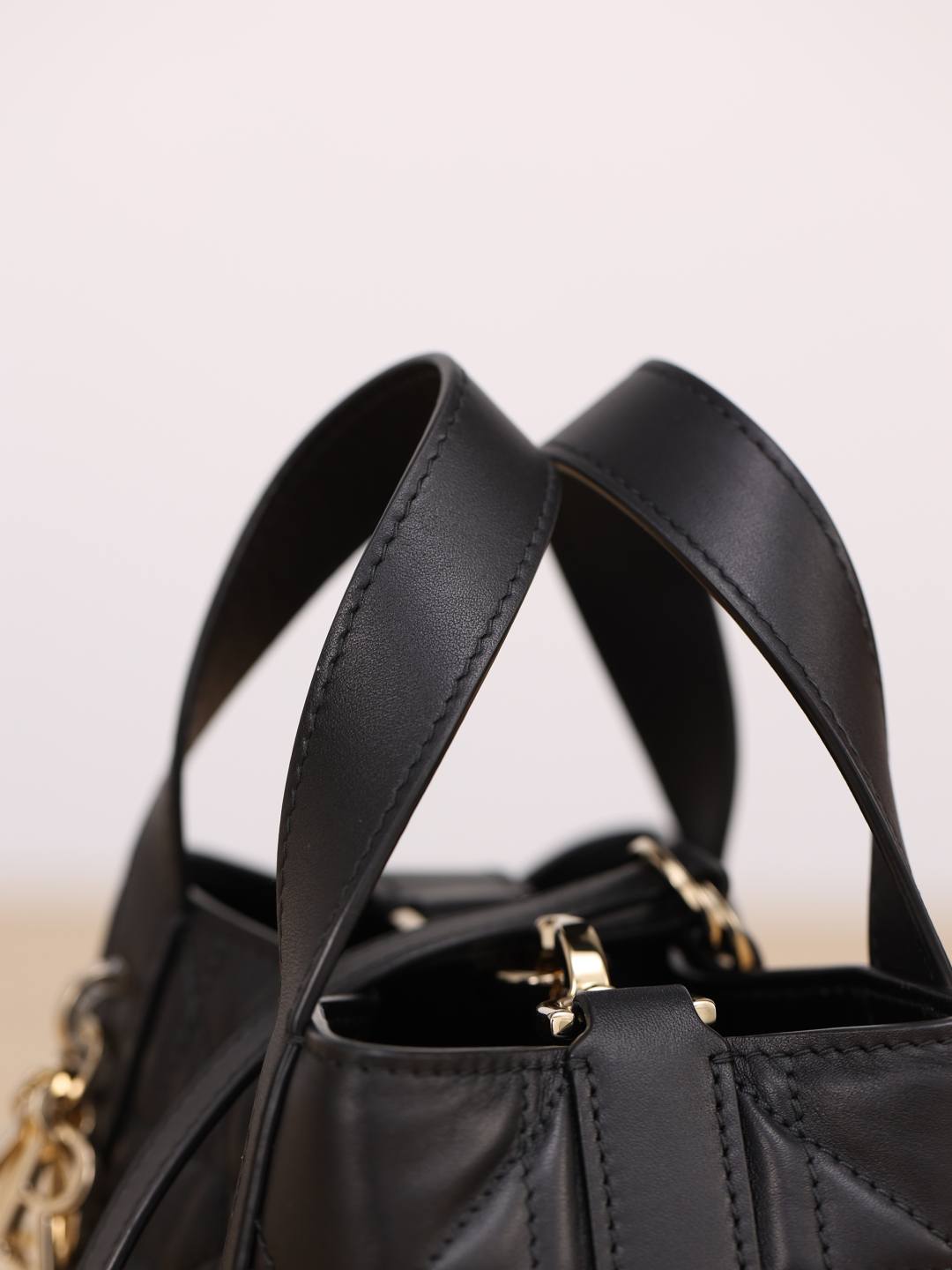 Best Replica Handbags Storesuper replica Dior Toujours mini bag review(Oct 2025 updated)-ຄຸນະພາບທີ່ດີທີ່ສຸດ Fake Louis Vuitton Bag Online Store, Replica designer bag ru