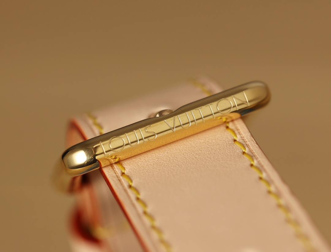 Best Replica Handbags StoreSuper replica Louis Vuitton M82949 Hills pochette in Denim review(Nov 2025 updated)-Best Quality Fake Louis Vuitton Bag Online Store, Replica designer bag ru