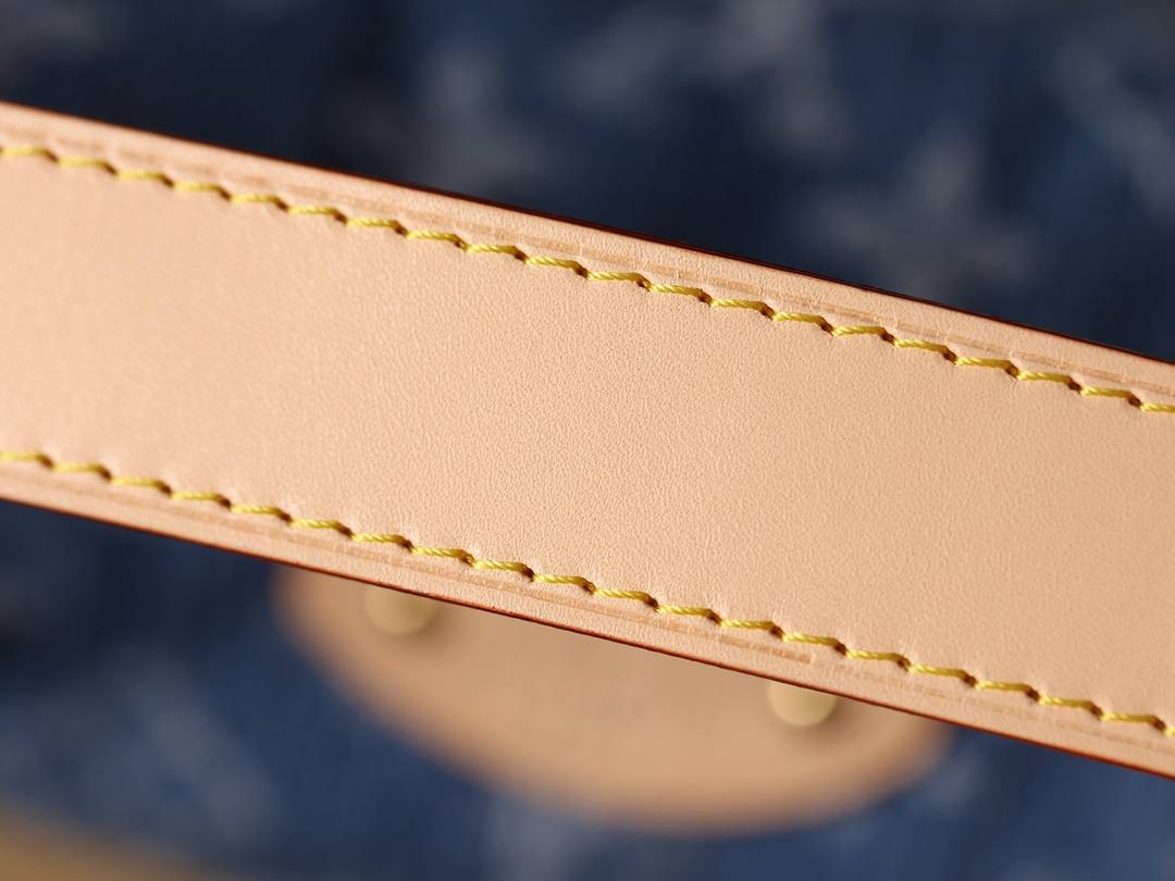 Best Replica Handbags StoreSuper replica Louis Vuitton M82949 Hills pochette in Denim review(Nov 2025 updated)-Best Quality Fake Louis Vuitton Bag Online Store, Replica designer bag ru