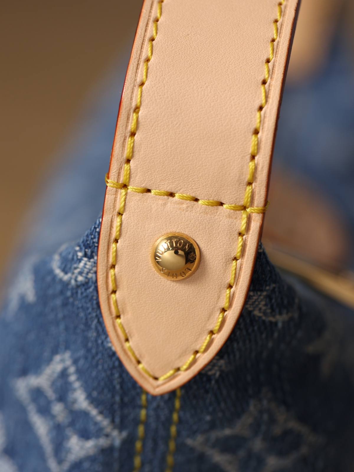 Best Replica Handbags StoreSuper replica Louis Vuitton M82949 Hills pochette in Denim review(Nov 2025 updated)-Best Quality Fake Louis Vuitton Bag Online Store, Replica designer bag ru