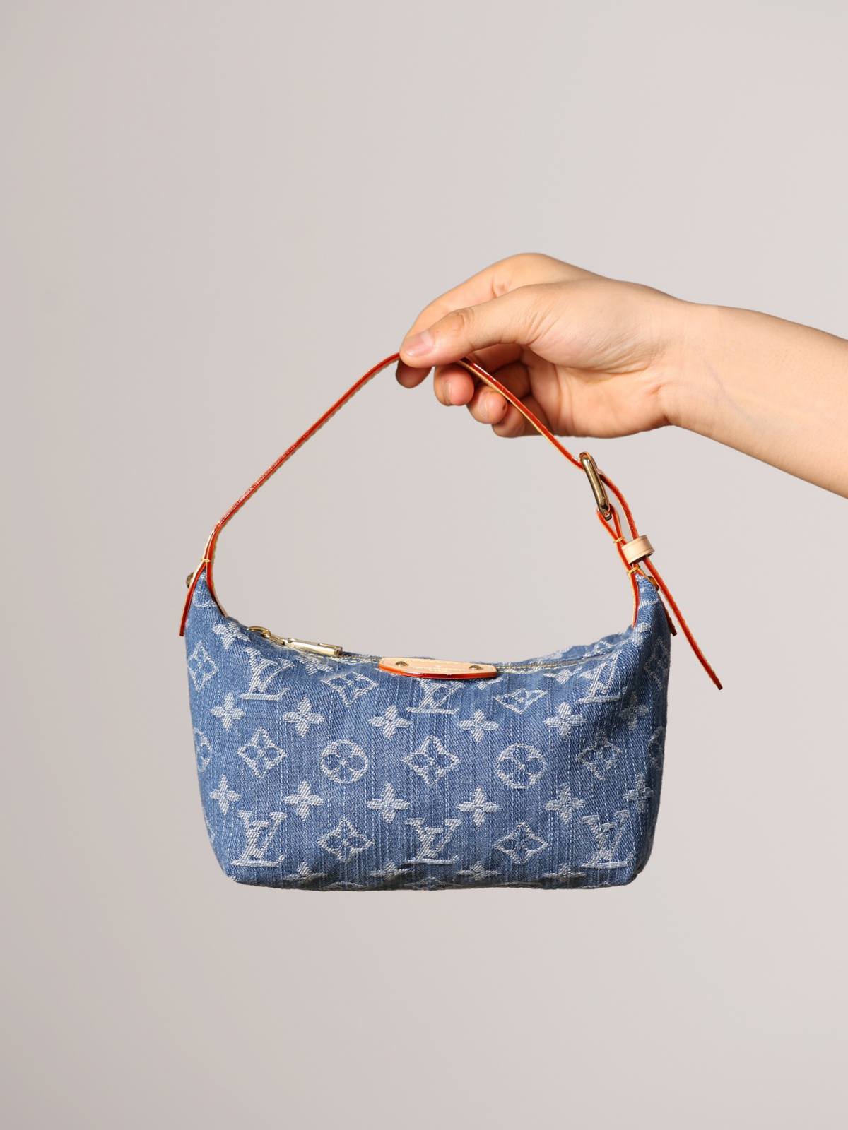 Best Replica Handbags StoreSuper replica Louis Vuitton M82949 Hills pochette in Denim review(Nov 2025 updated)-Best Quality Fake Louis Vuitton Bag Online Store, Replica designer bag ru