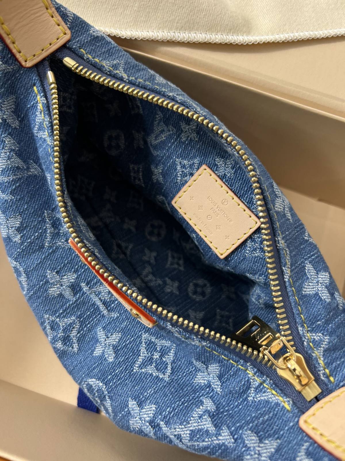Best Replica Handbags StoreSuper replica Louis Vuitton M82949 Hills pochette in Denim review(Nov 2025 updated)-Best Quality Fake Louis Vuitton Bag Online Store, Replica designer bag ru