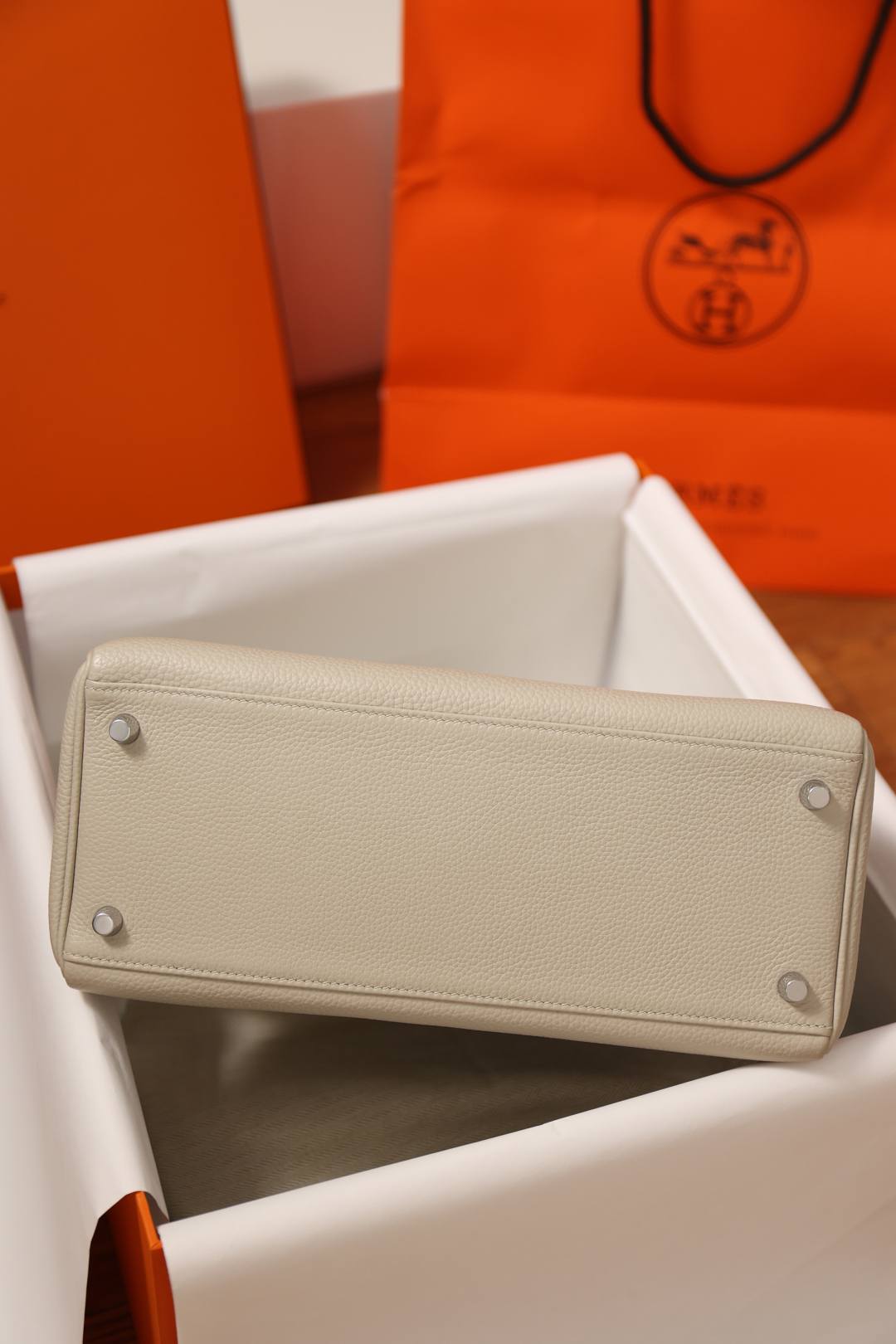 Best Replica Handbags Storefully handmade Hermes Kelly 28 bag in white togo(Nov 2025 updated)-Best Quality Fake Louis Vuitton Bag Online Store, Replica designer bag ru Best Replica Handbags Storefully handmade Hermes Kelly 28 bag in white togo(Nov 2025 updated)-Best Quality Fake Louis Vuitton Bag Online Store, Replica designer bag ru