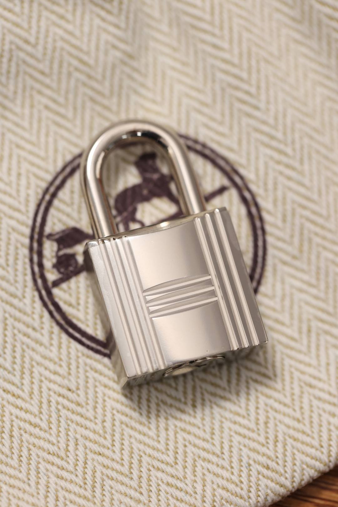 Best Replica Handbags Storefully handmade Hermes Kelly 28 bag in white togo(Nov 2025 updated)-Best Quality Fake Louis Vuitton Bag Online Store, Replica designer bag ru Best Replica Handbags Storefully handmade Hermes Kelly 28 bag in white togo(Nov 2025 updated)-Best Quality Fake Louis Vuitton Bag Online Store, Replica designer bag ru