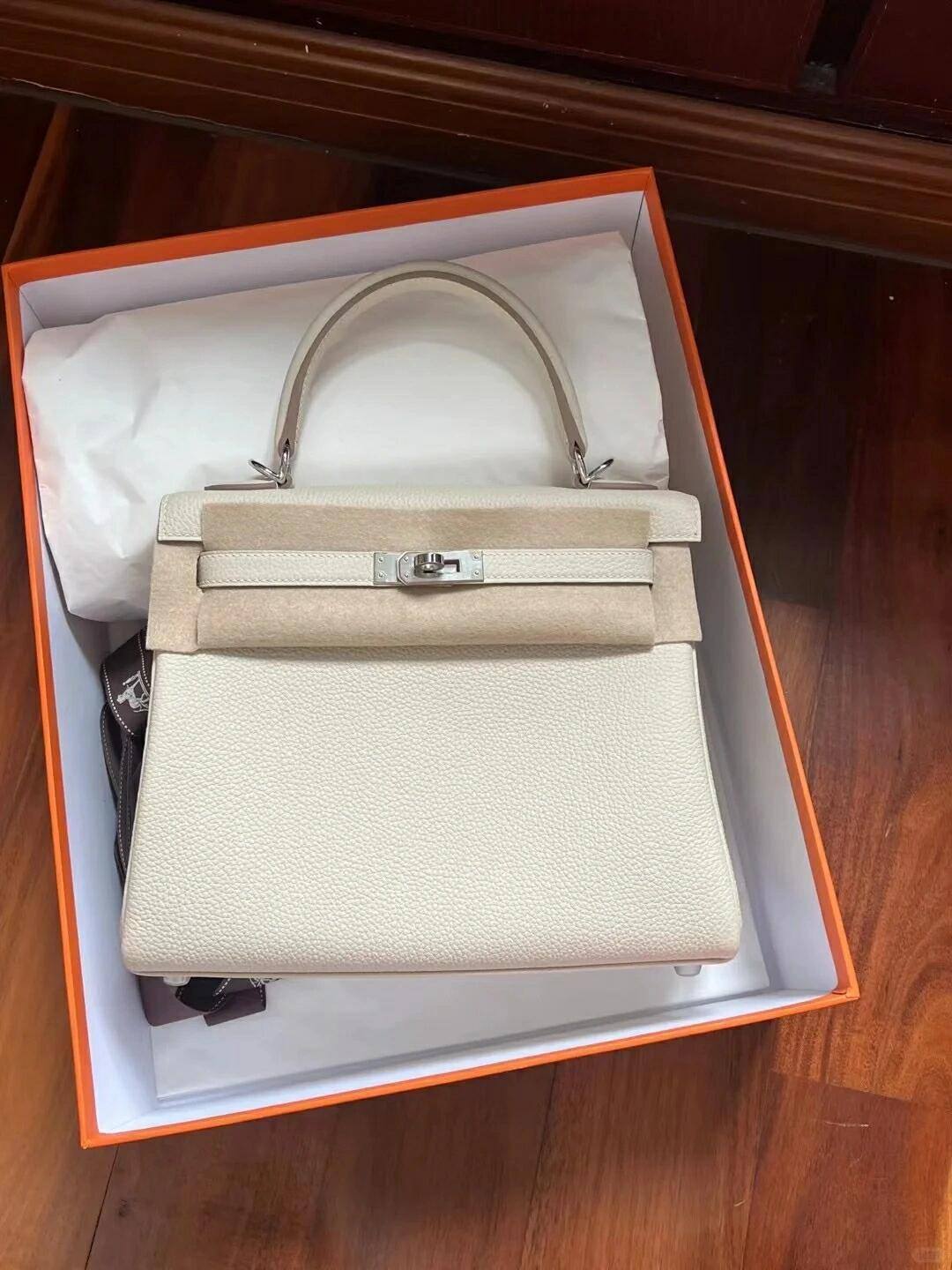 Best Replica Handbags Storefully handmade Hermes Kelly 28 bag in white togo(Nov 2025 updated)-Best Quality Fake Louis Vuitton Bag Online Store, Replica designer bag ru Best Replica Handbags Storefully handmade Hermes Kelly 28 bag in white togo(Nov 2025 updated)-Best Quality Fake Louis Vuitton Bag Online Store, Replica designer bag ru