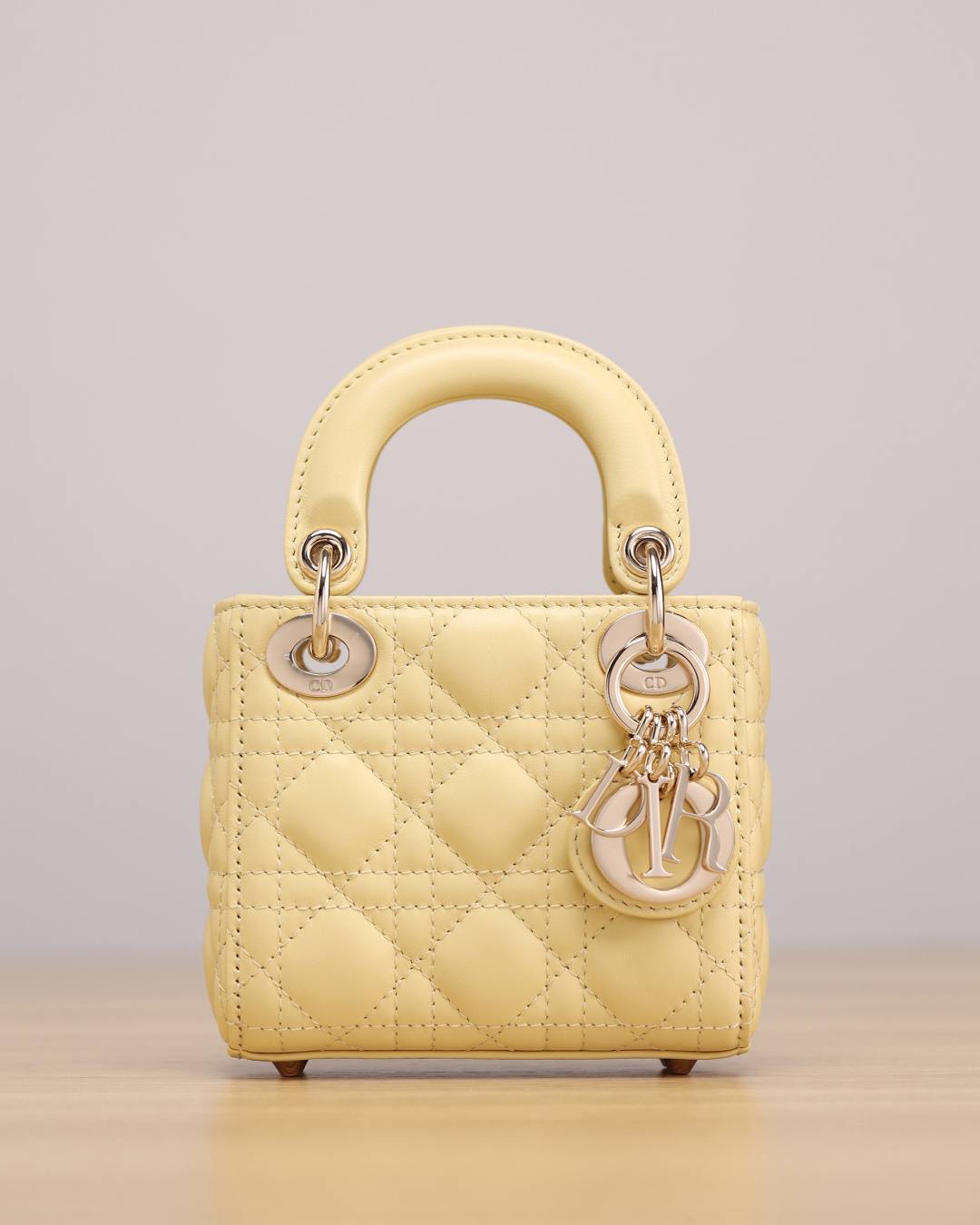Best Replica Handbags StoreSuper replica Lady Dior mini Yellow lambskin bag review(Dec 2025 updated))-Bescht Qualitéit Fake Louis Vuitton Bag Online Store, Replica Designer Bag ru Best Replica Handbags StoreSuper replica Lady Dior mini Yellow lambskin bag review(Dec 2025 updated))-Bescht Qualitéit Fake Louis Vuitton Bag Online Store, Replica Designer Bag ru