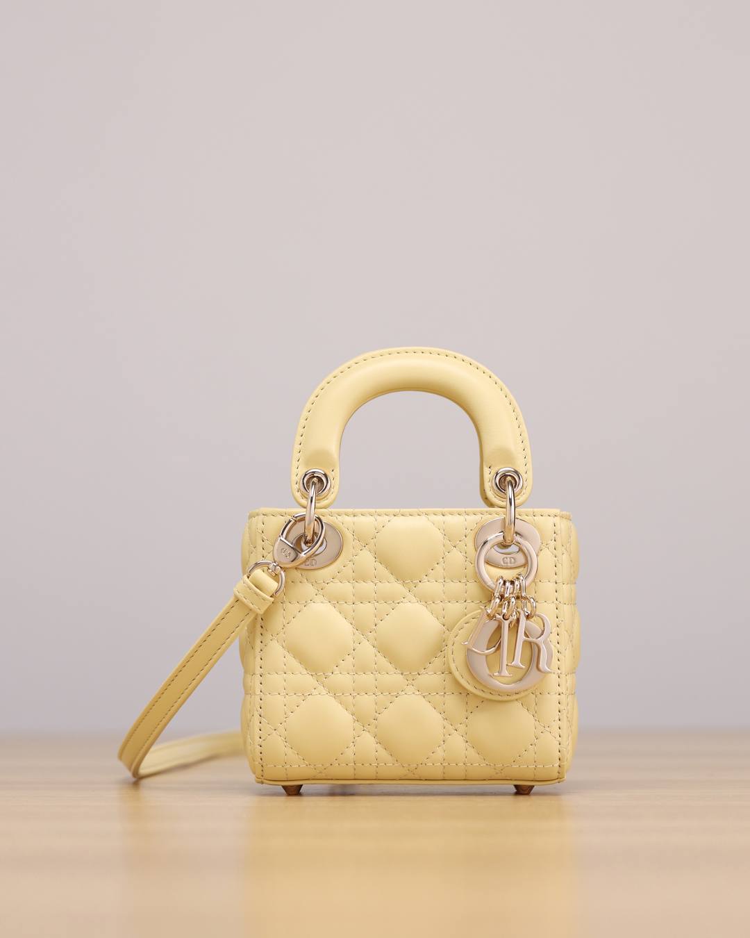 Best Replica Handbags StoreSuper replica Lady Dior mini Yellow lambskin bag review(Dec 2025 updated))-Bescht Qualitéit Fake Louis Vuitton Bag Online Store, Replica Designer Bag ru Best Replica Handbags StoreSuper replica Lady Dior mini Yellow lambskin bag review(Dec 2025 updated))-Bescht Qualitéit Fake Louis Vuitton Bag Online Store, Replica Designer Bag ru
