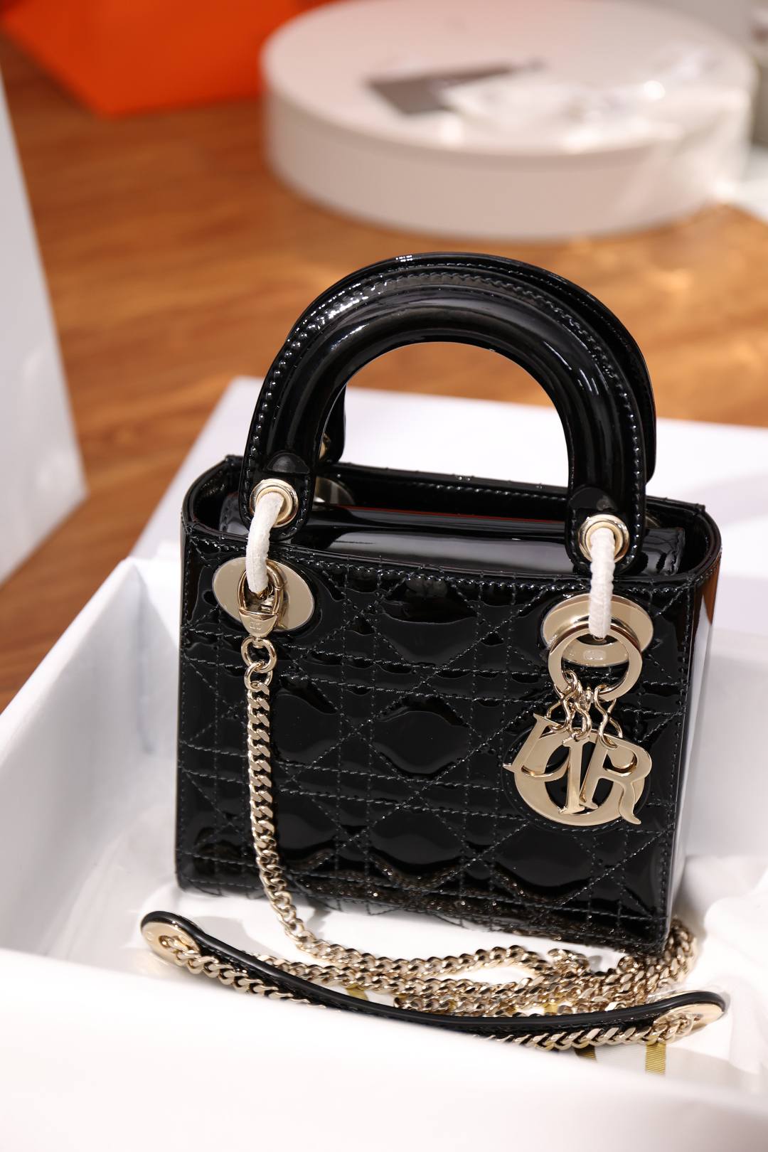 Best Replica Handbags Storesuper replica Lady Dior in Patent black bag review(Dec 2025 updated)-Best Quality Fake Louis Vuitton Bag Online Store, Replica designer bag ru