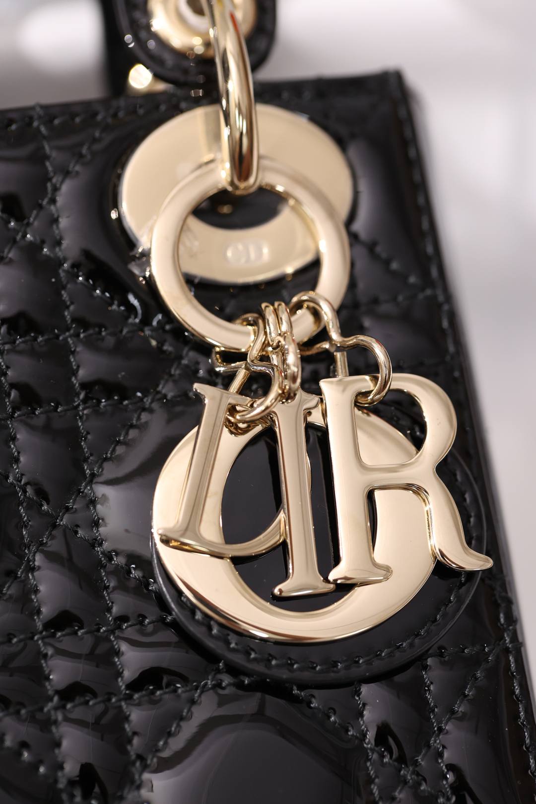 Best Replica Handbags Storesuper replica Lady Dior in Patent black bag review(Dec 2025 updated)-Best Quality Fake Louis Vuitton Bag Online Store, Replica designer bag ru