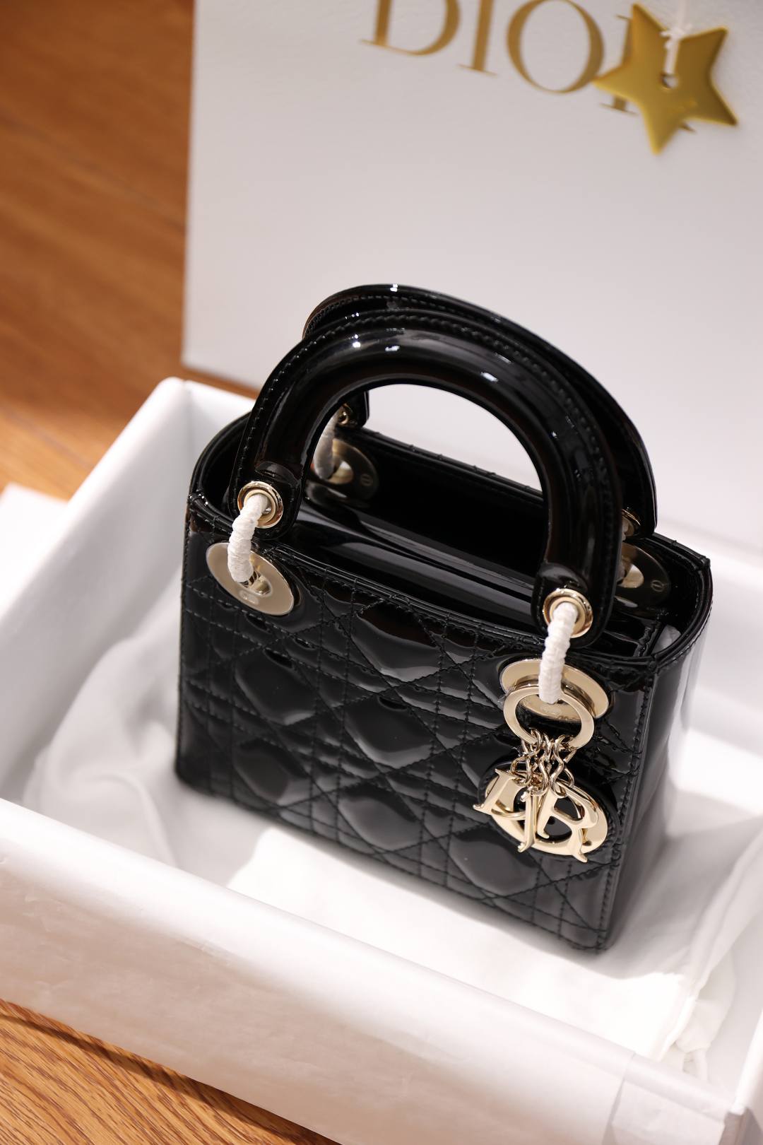 Best Replica Handbags Storesuper replica Lady Dior in Patent black bag review(Dec 2025 updated)-Best Quality Fake Louis Vuitton Bag Online Store, Replica designer bag ru